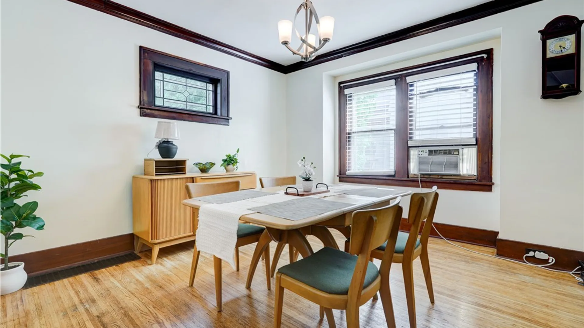 Property at 160 Marion Street, Rochester, NY 14610 10