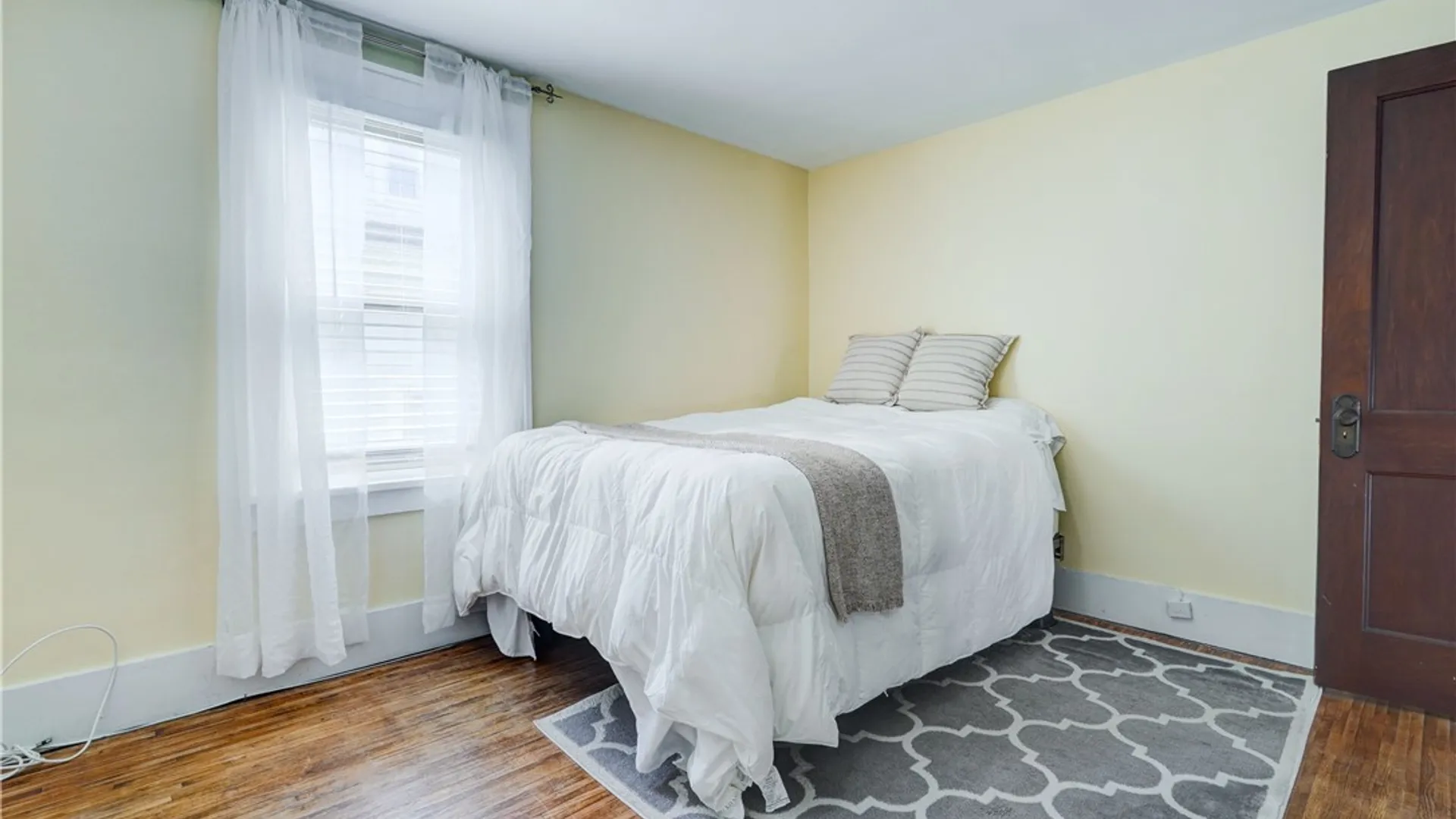 Property at 160 Marion Street, Rochester, NY 14610 20