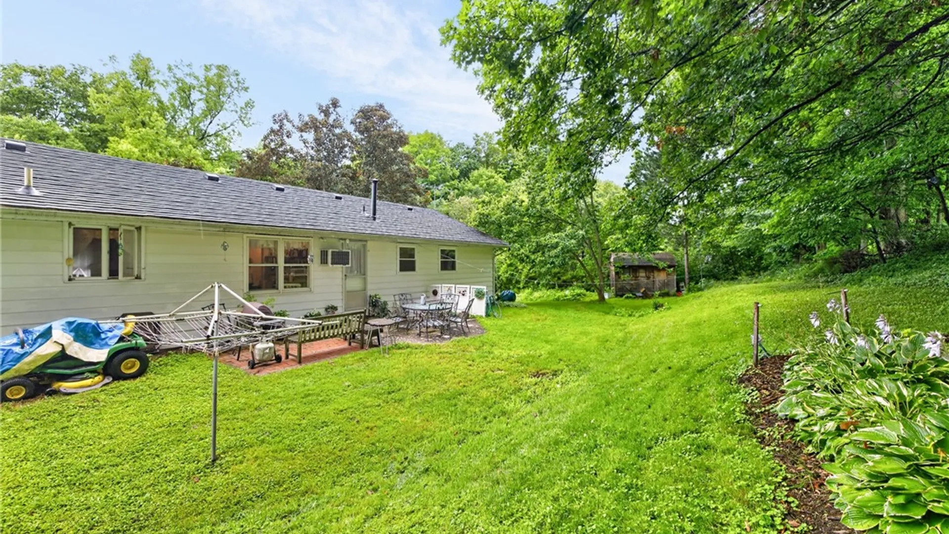 Property at 50 Brooktree Drive, Perinton, NY 14526 28