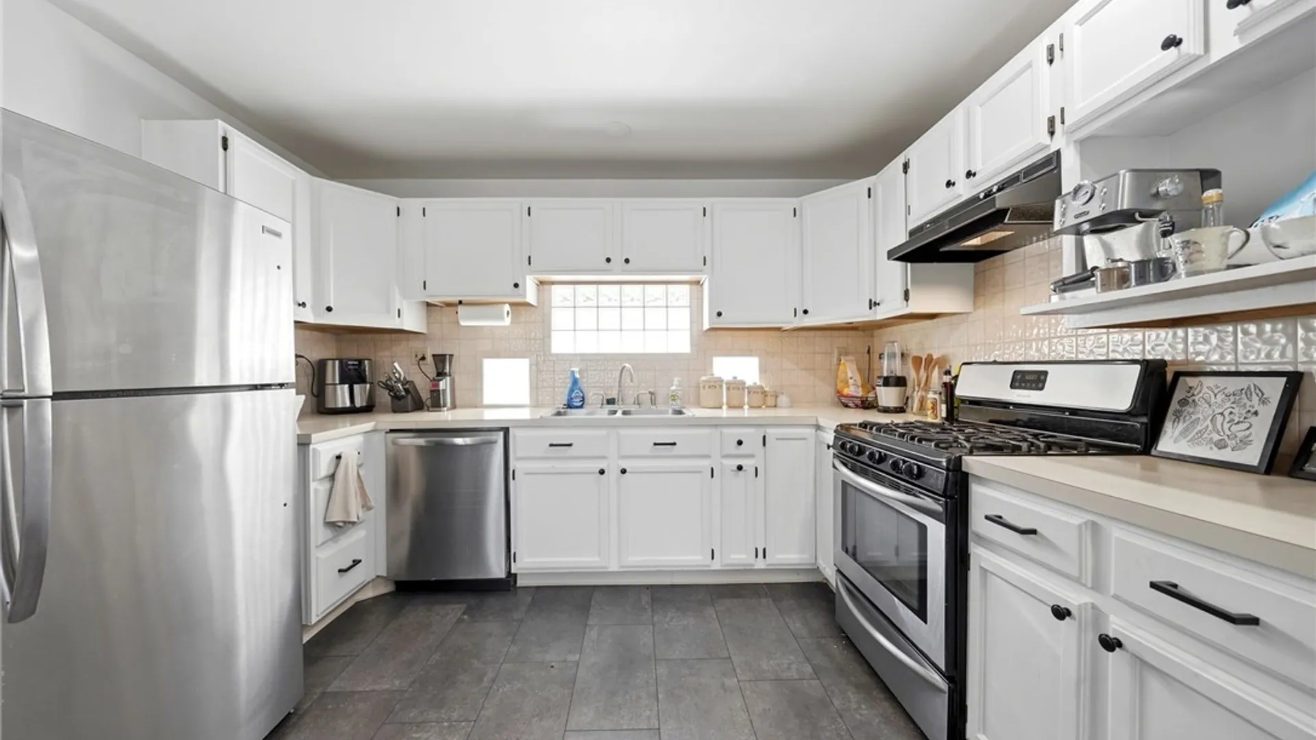 Property at 244 Norwalk Avenue, Buffalo, NY 14216 9