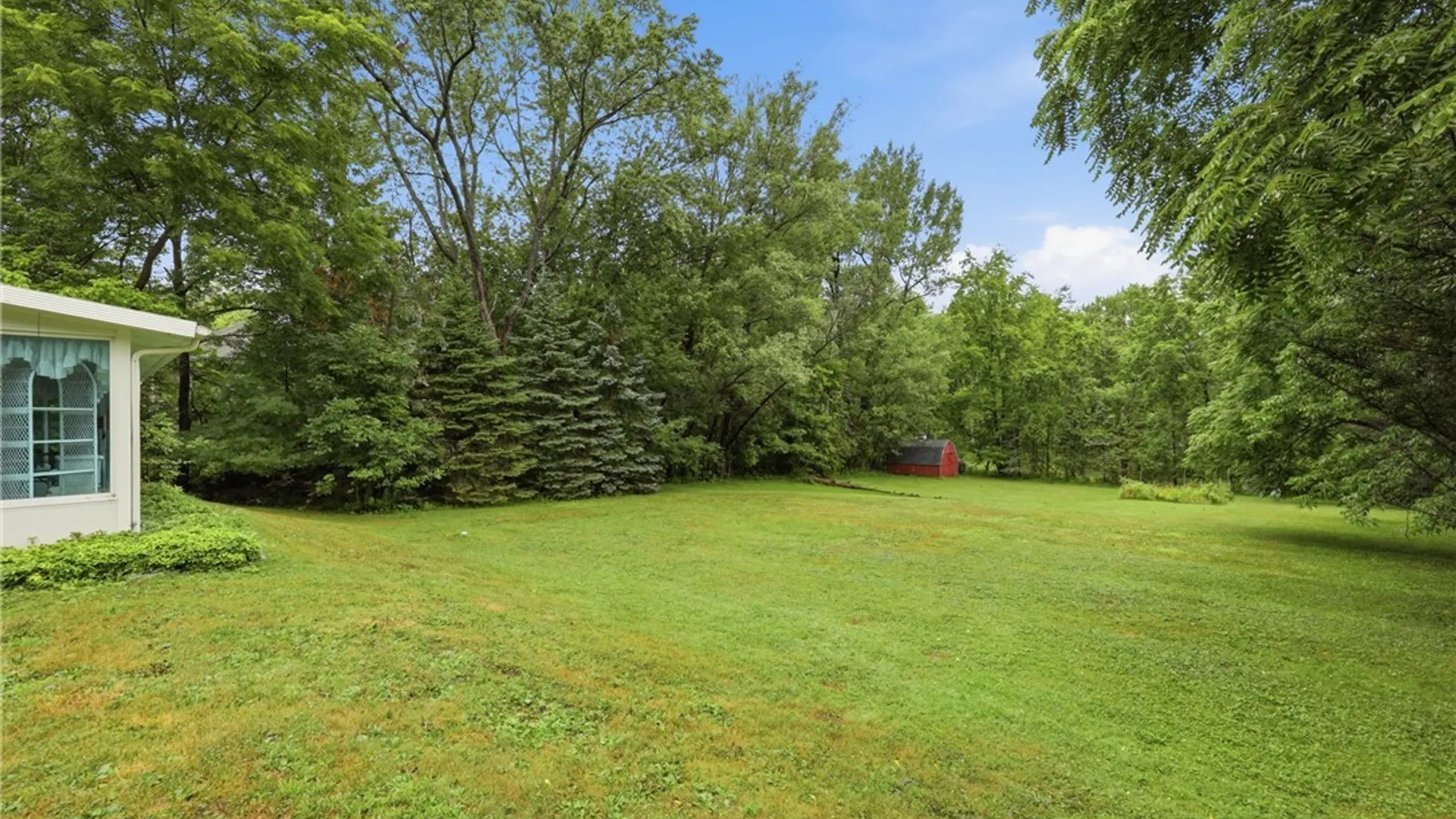 Property at 62 Ellis Drive, Aurora, NY 14170 4