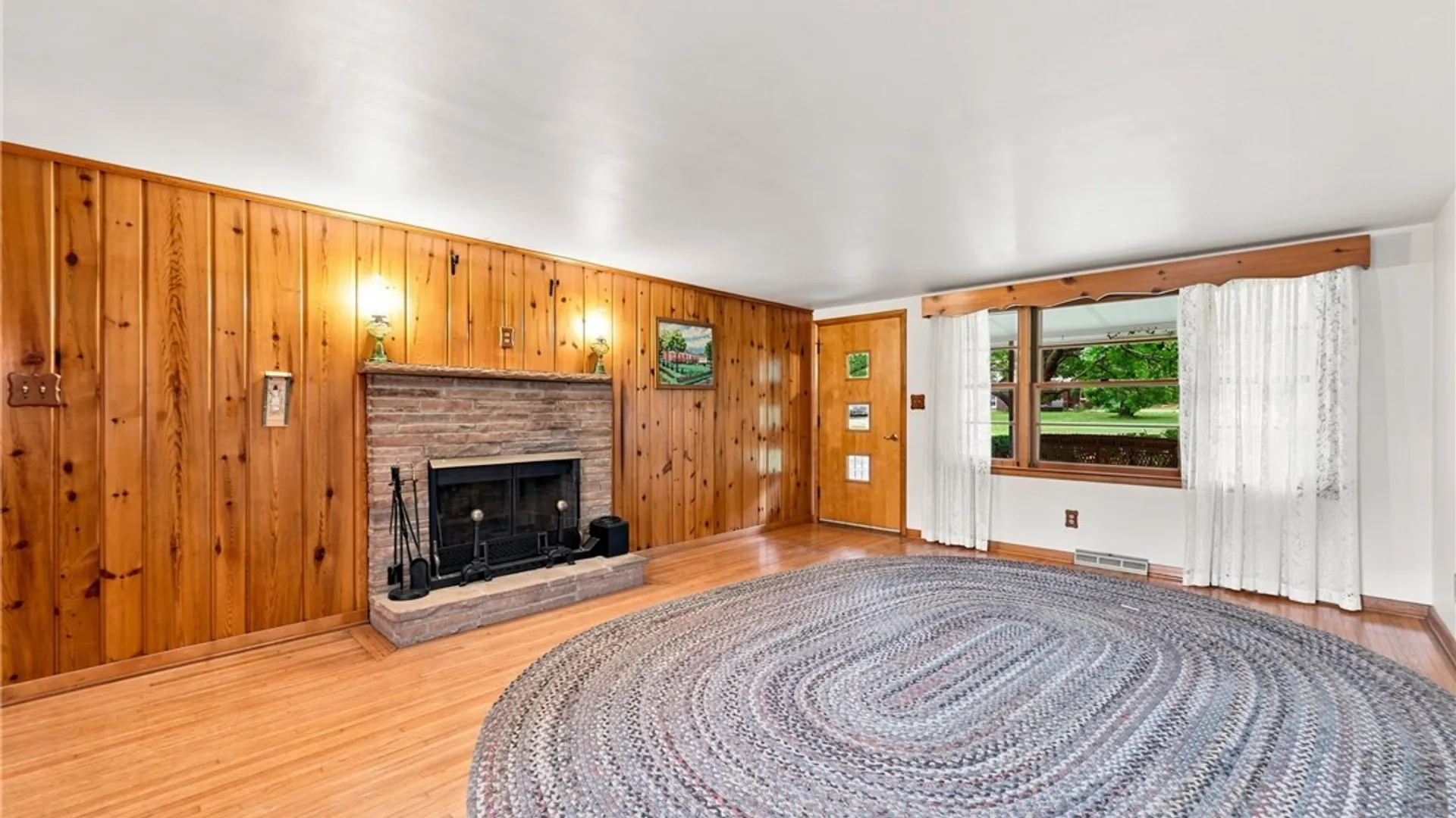 Property at 62 Ellis Drive, Aurora, NY 14170 9