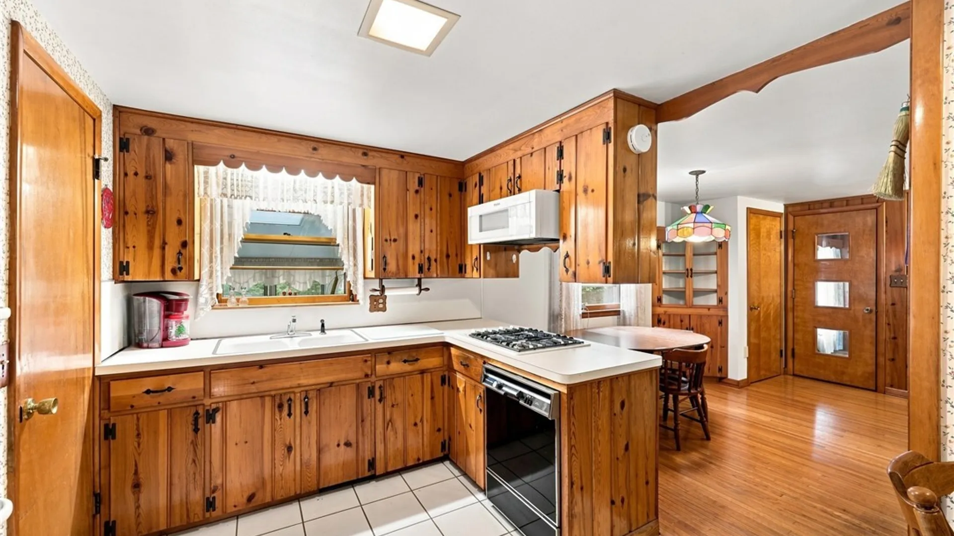 Property at 62 Ellis Drive, Aurora, NY 14170 11