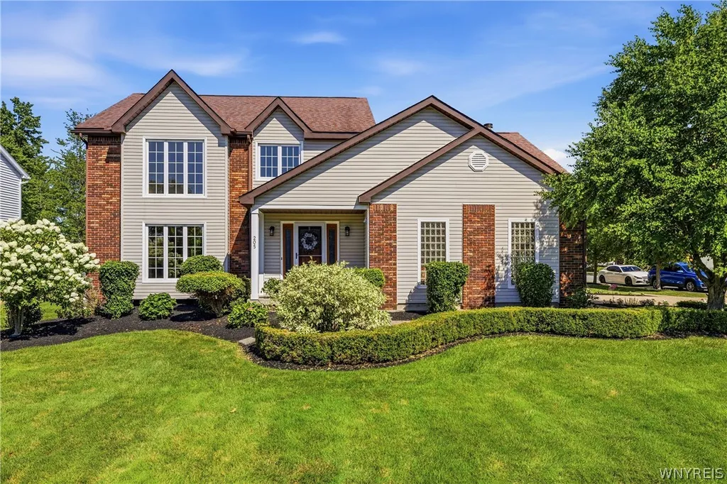Property at 205 Enchanted Forest, Lancaster, NY 14043