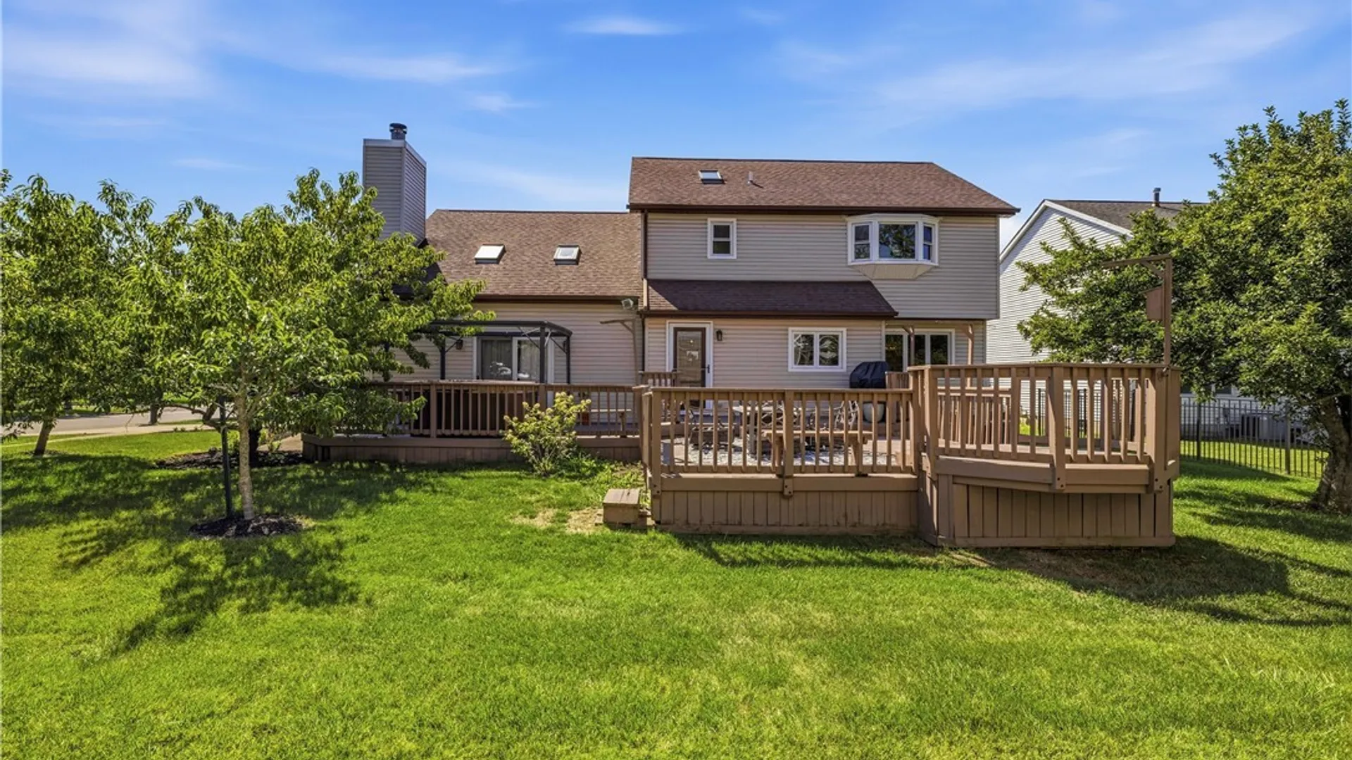 Property at 205 Enchanted Forest, Lancaster, NY 14043 4