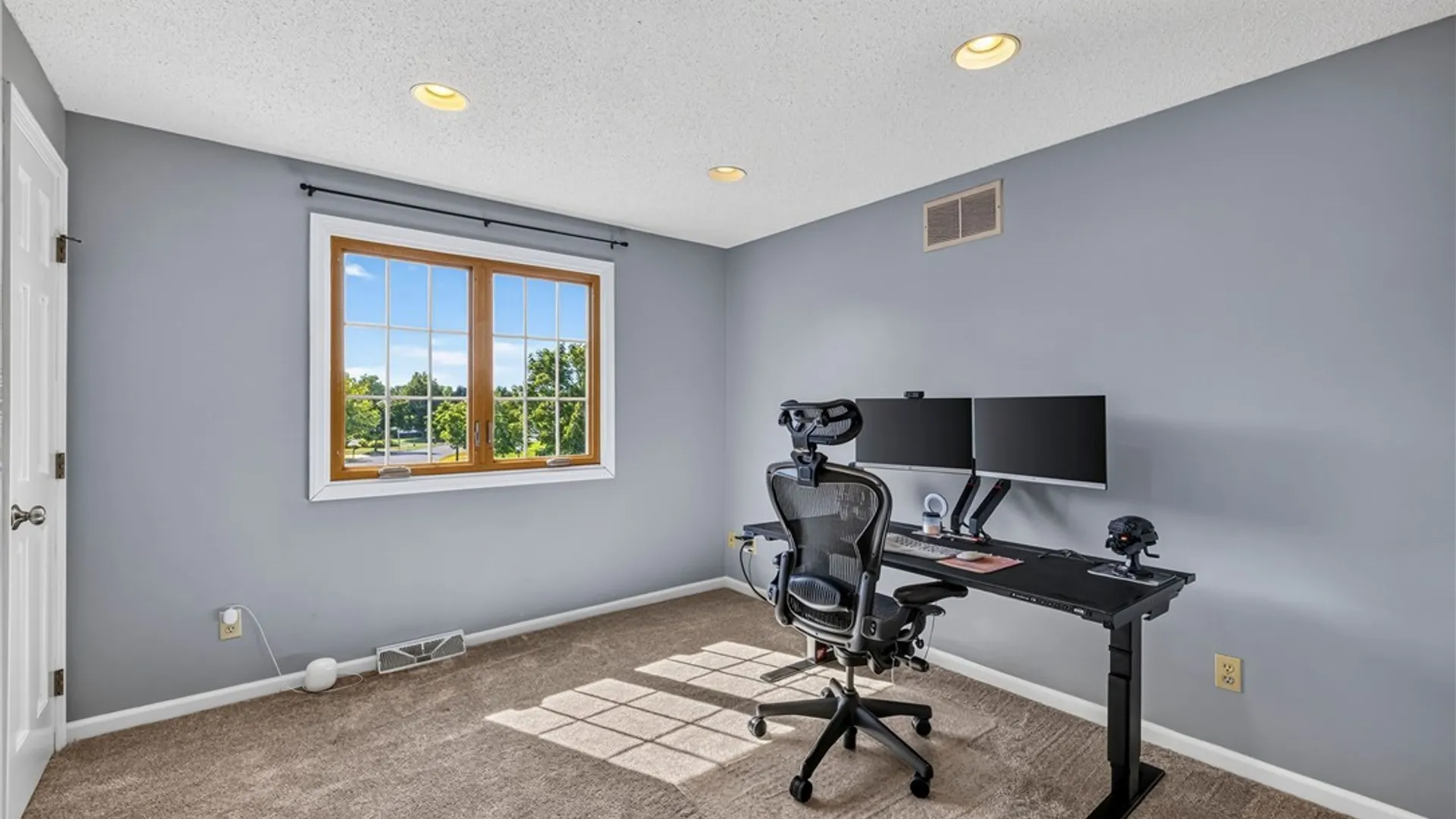 Property at 205 Enchanted Forest, Lancaster, NY 14043 31