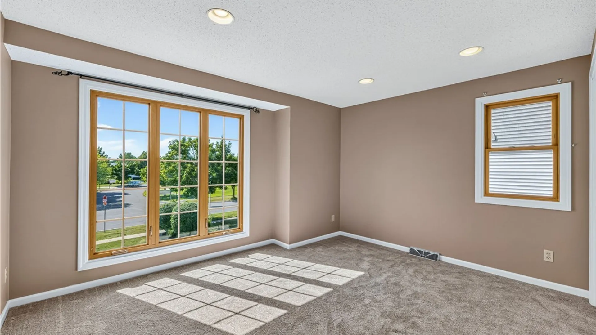Property at 205 Enchanted Forest, Lancaster, NY 14043 33