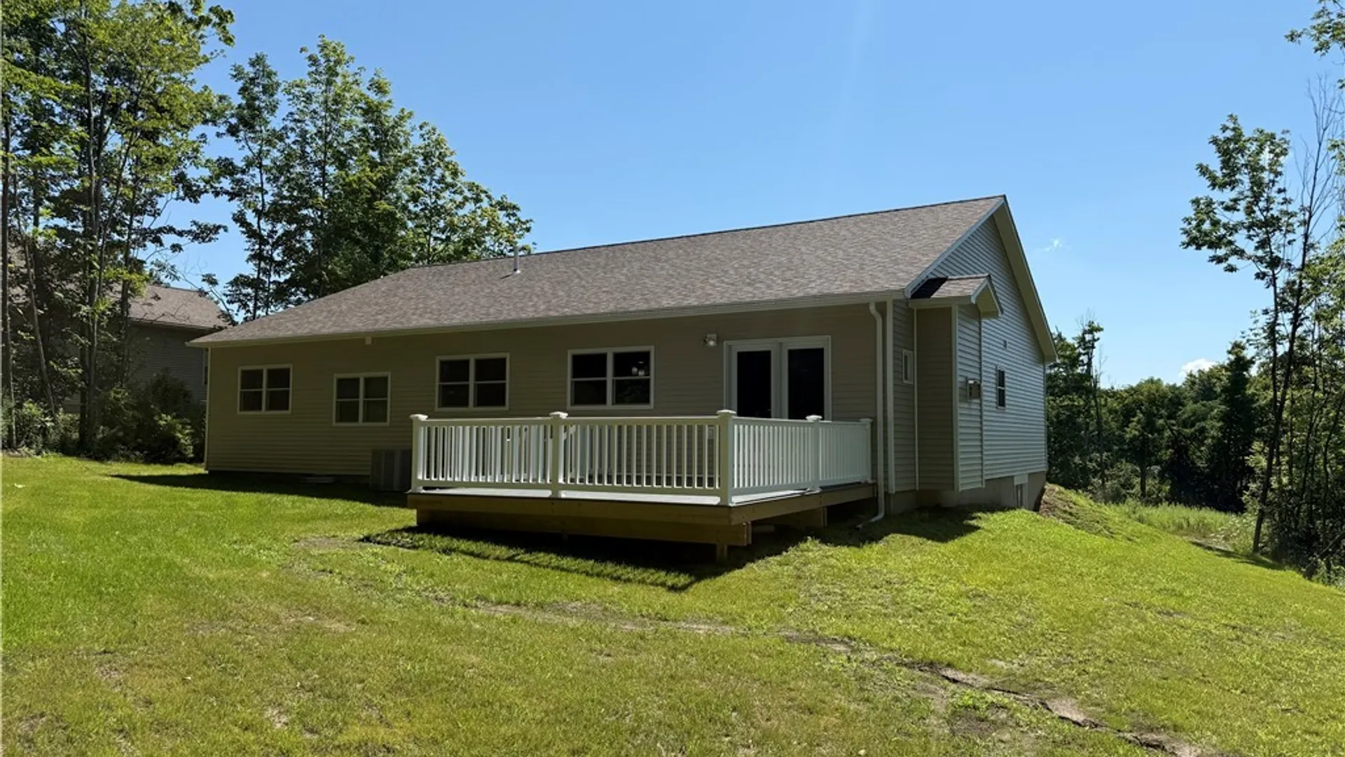 Property at 6653 Buckland Drive, Marcy, NY 13403 4