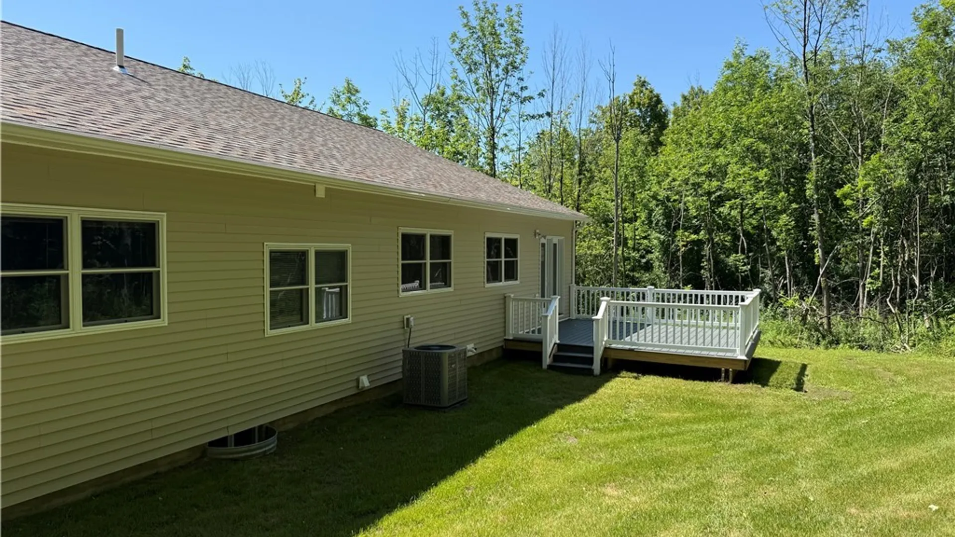 Property at 6653 Buckland Drive, Marcy, NY 13403 5