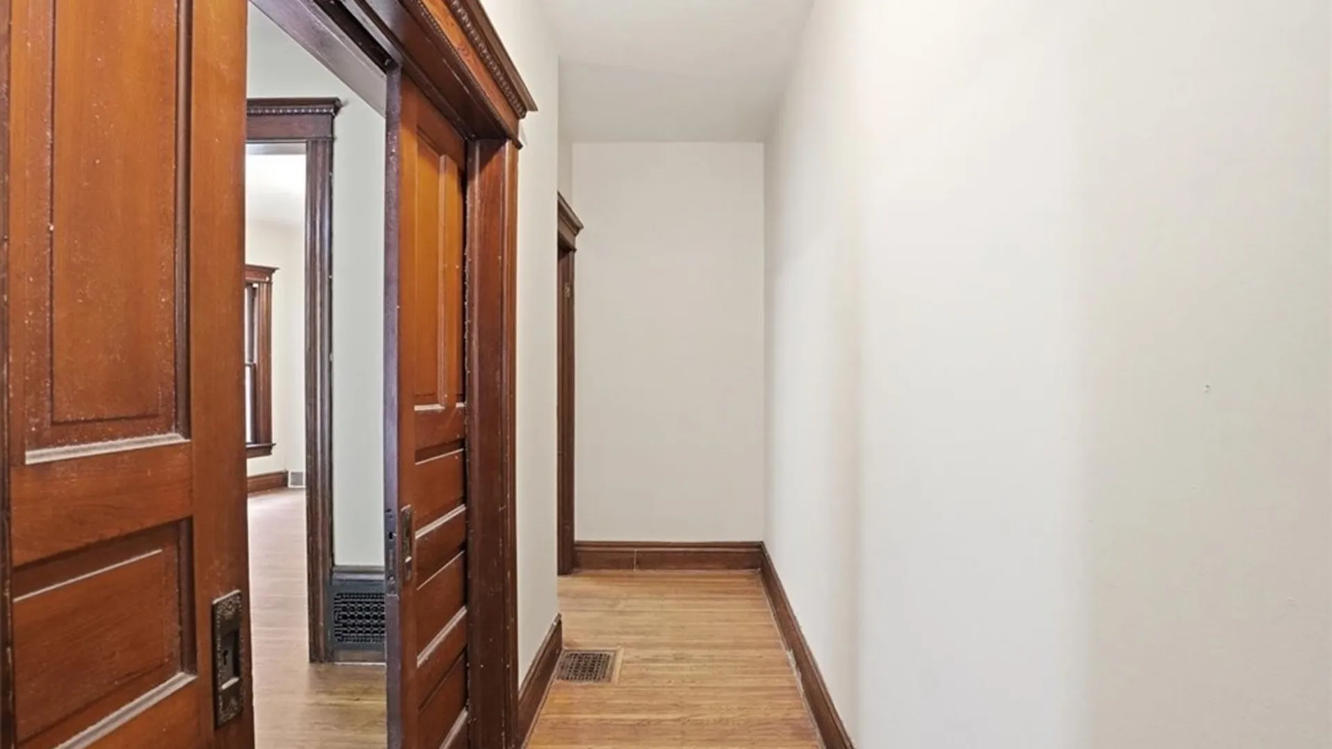 Property at 112 Fairfield Avenue, Buffalo, NY 14214 4