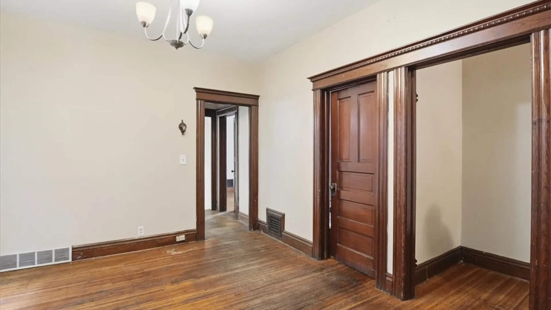 Property at 112 Fairfield Avenue, Buffalo, NY 14214 8