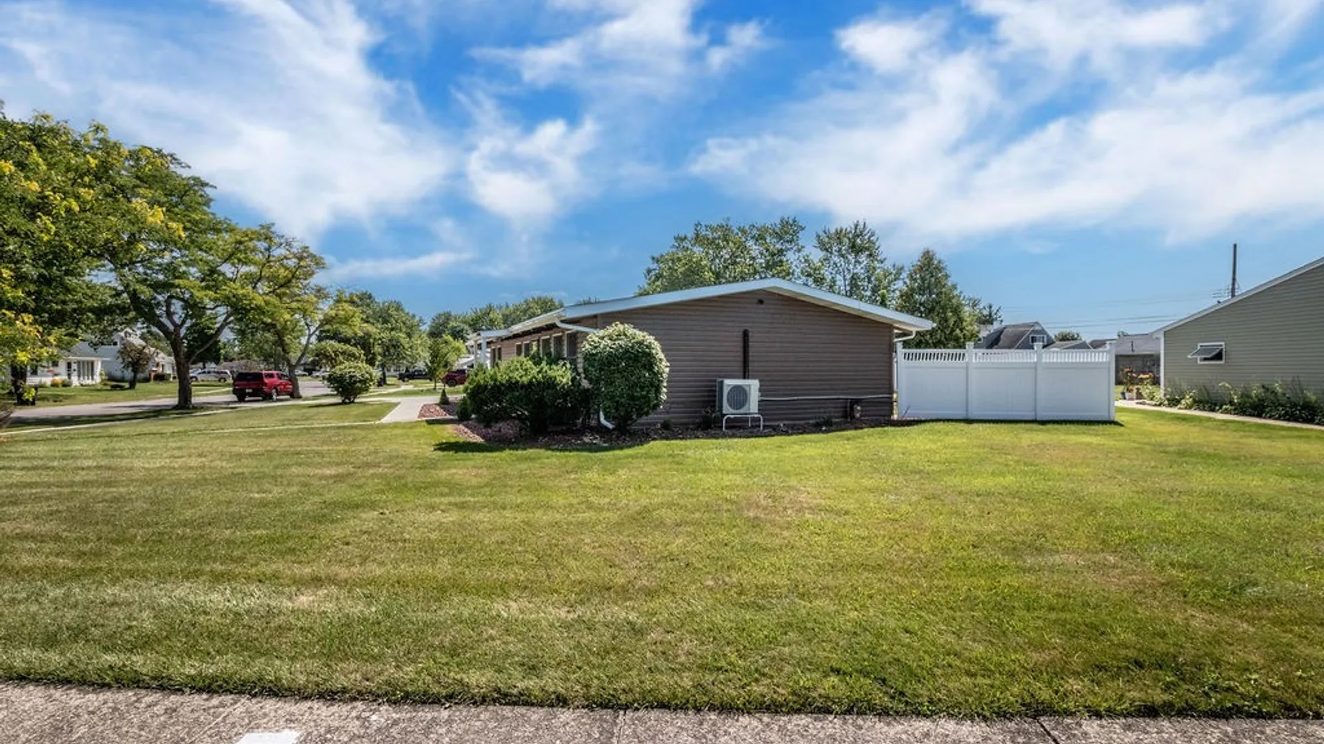 Property at 983 Enola Road, Grand Island, NY 14072 44