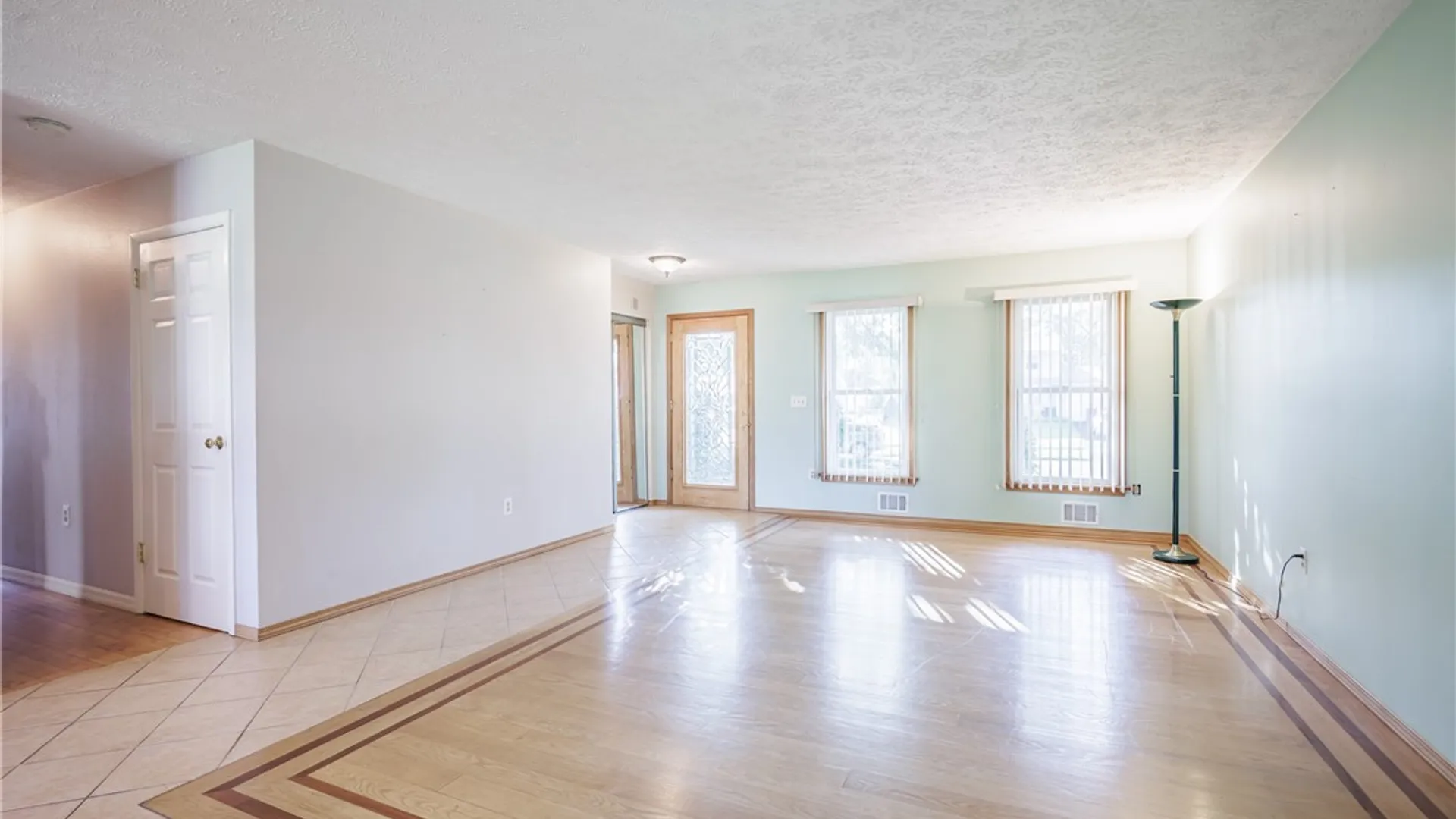 Property at 111 Kinmont Drive, Greece, NY 14612 5