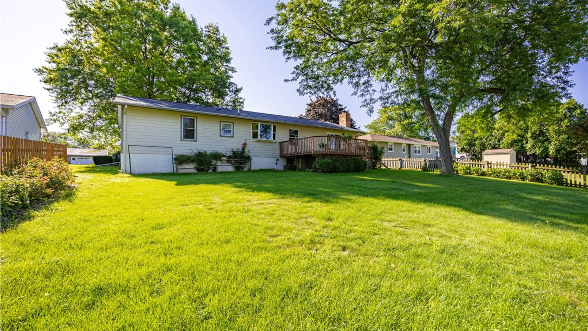 Property at 111 Kinmont Drive, Greece, NY 14612 24