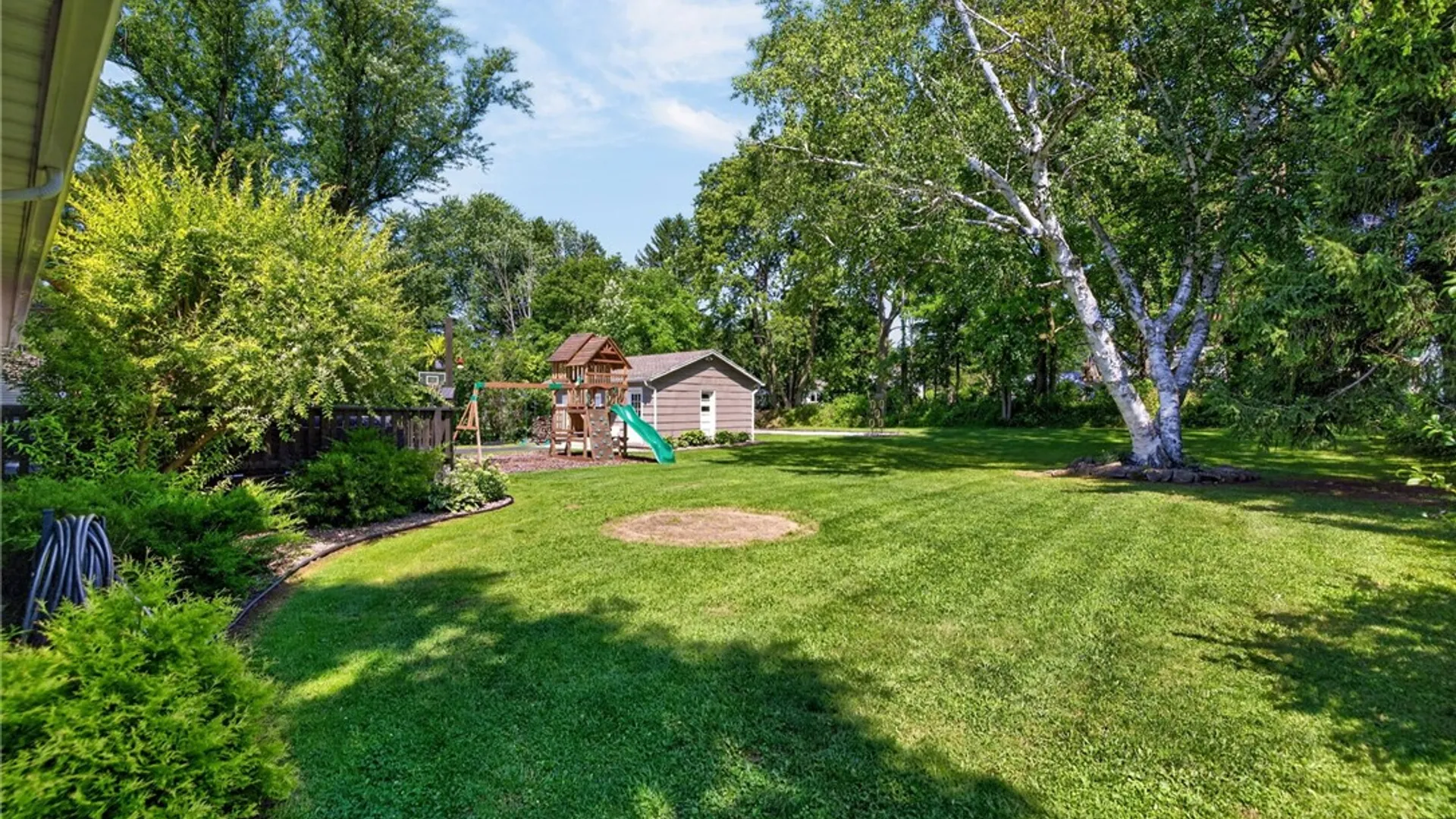 Property at 812 Embury Road, Penfield, NY 14526 43