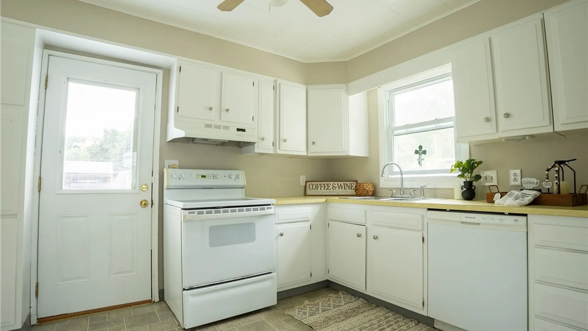 Property at 95 Garden Street, Geneva City, NY 14456 6