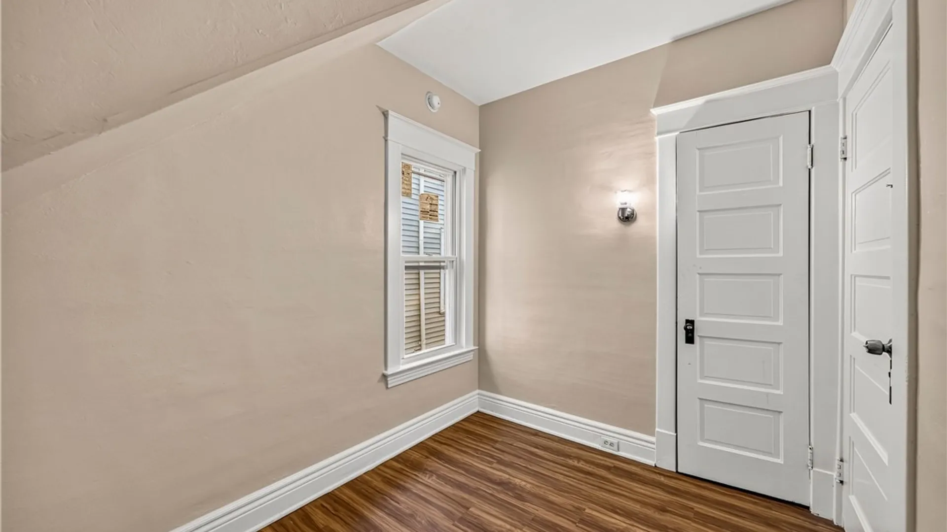 Property at 563 Humboldt Parkway, Buffalo, NY 14208 20