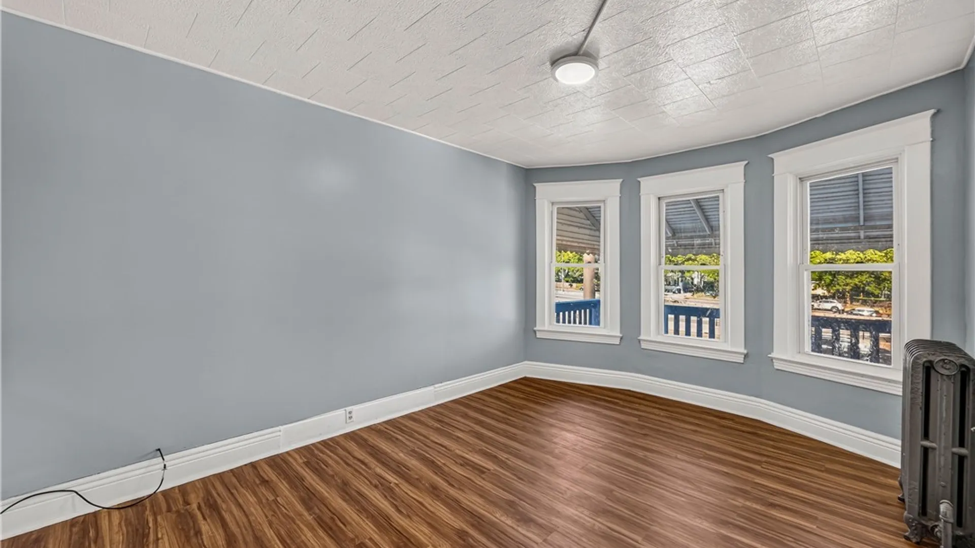 Property at 563 Humboldt Parkway, Buffalo, NY 14208 25