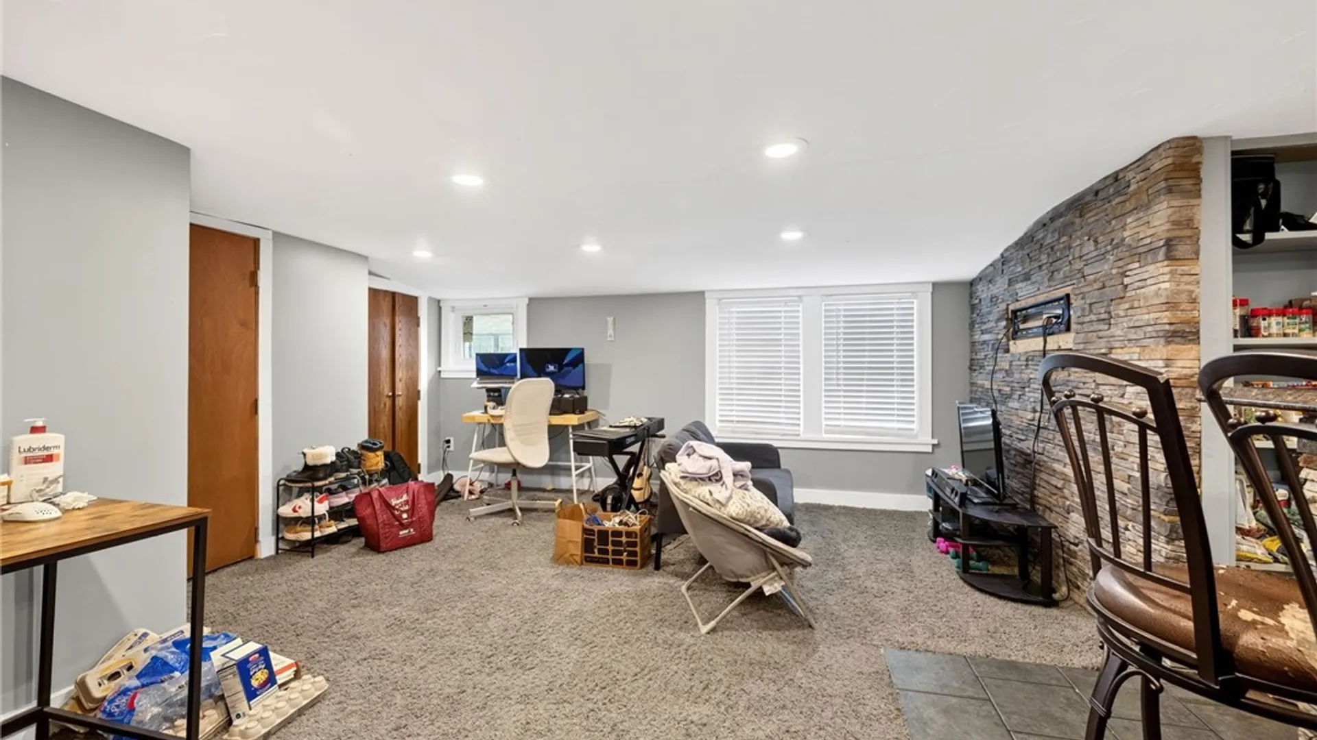 Property at 260 Oxford Street, Rochester, NY 14607 4