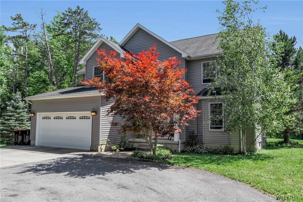 Property at 75 Brunck Road, Lancaster, NY 14086