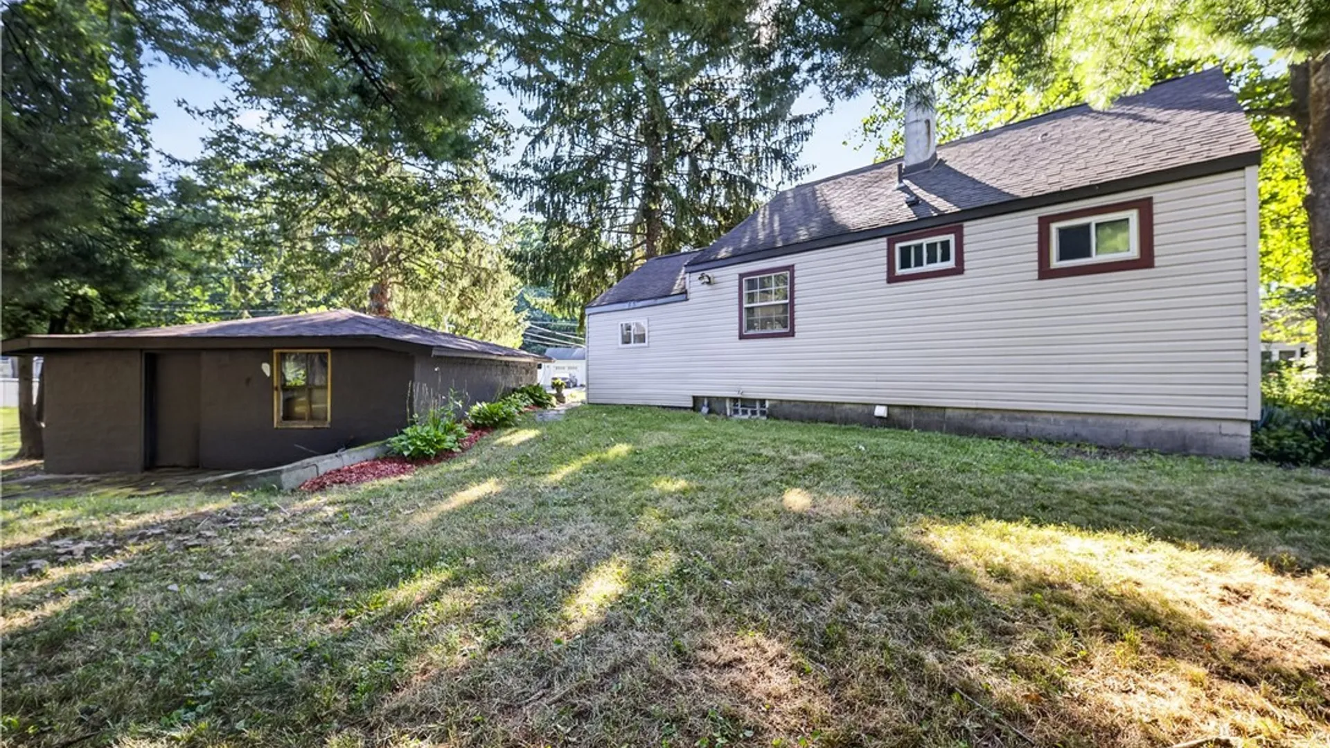 Property at 107 Ivon Drive, Clay, NY 13212 29