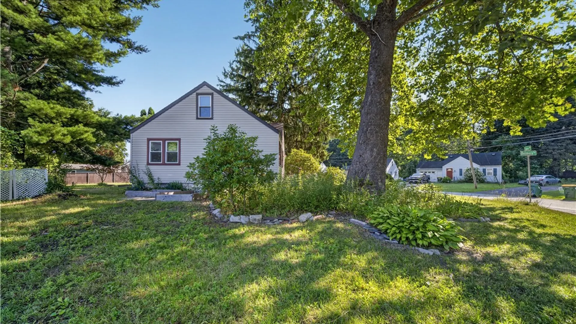 Property at 107 Ivon Drive, Clay, NY 13212 31