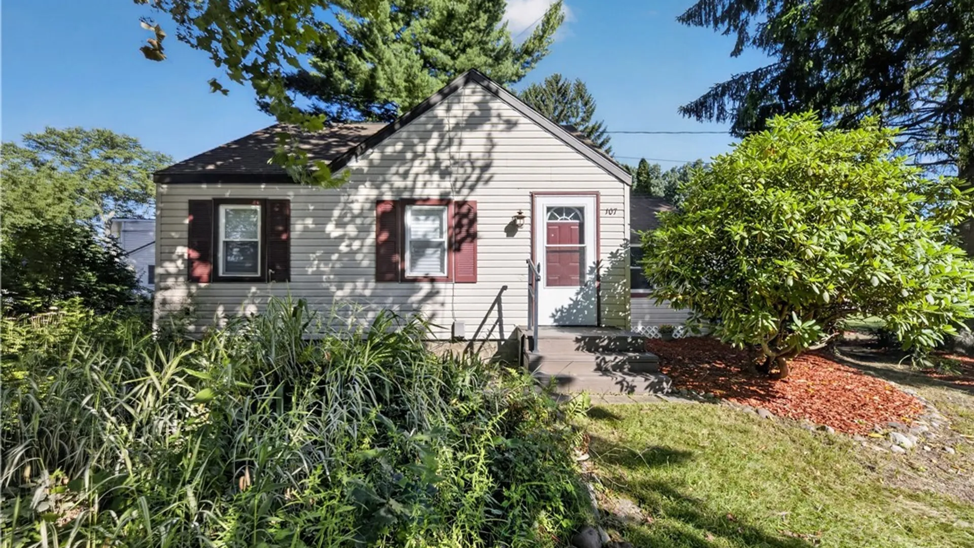 Property at 107 Ivon Drive, Clay, NY 13212 7
