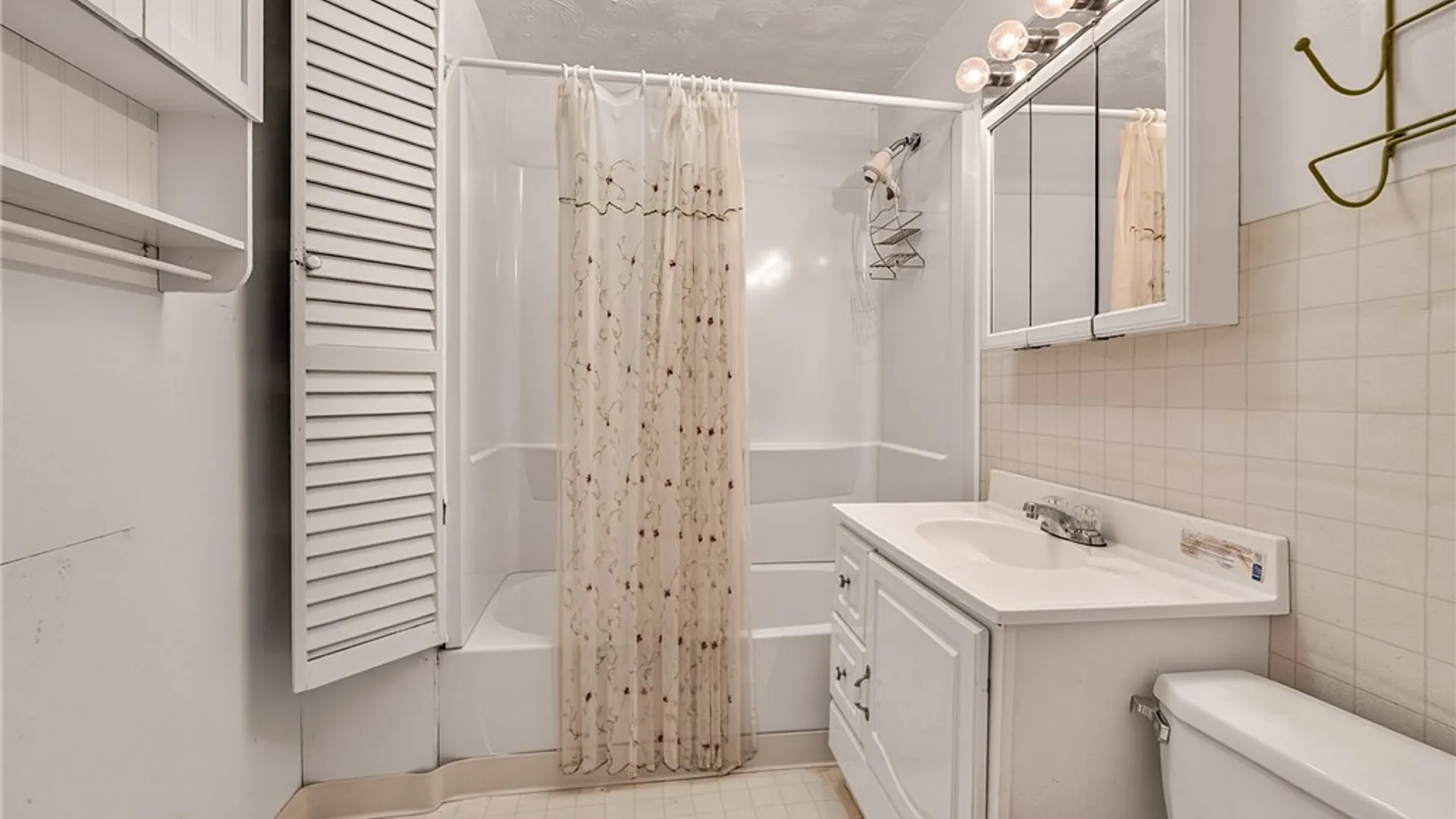Property at 34 Arbutus Street, Rochester, NY 14609 20