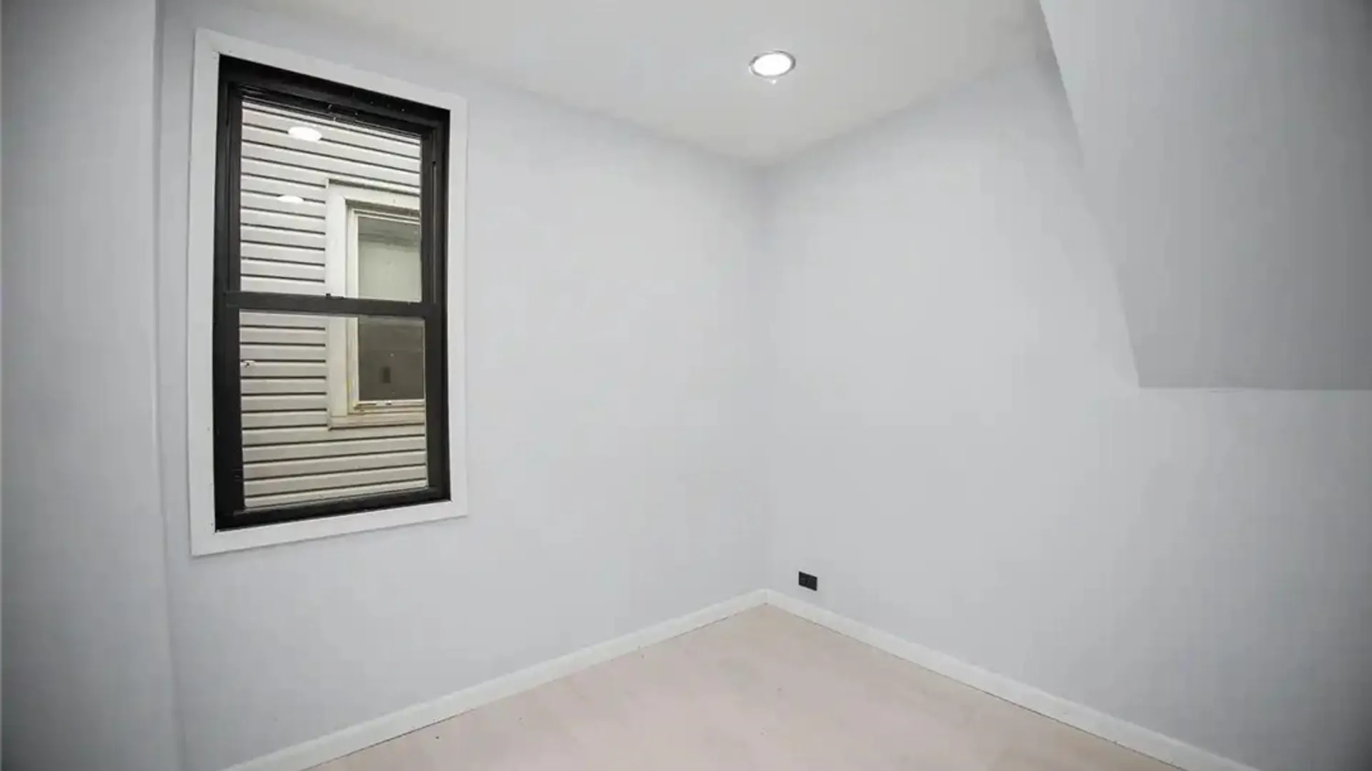 Property at 192 Kirby Avenue, Lackawanna, NY 14218 22