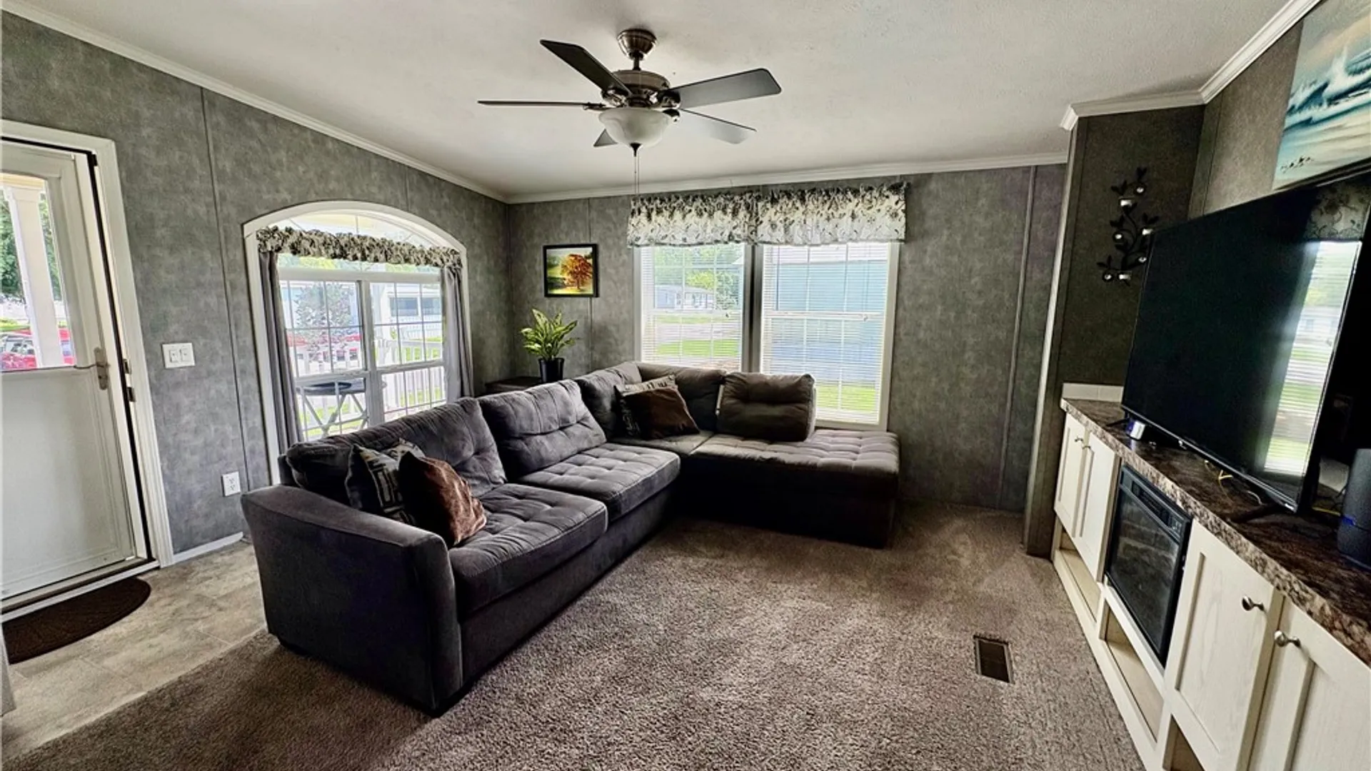 Property at 250 White Spruce Lane, Manchester, NY 14432 12