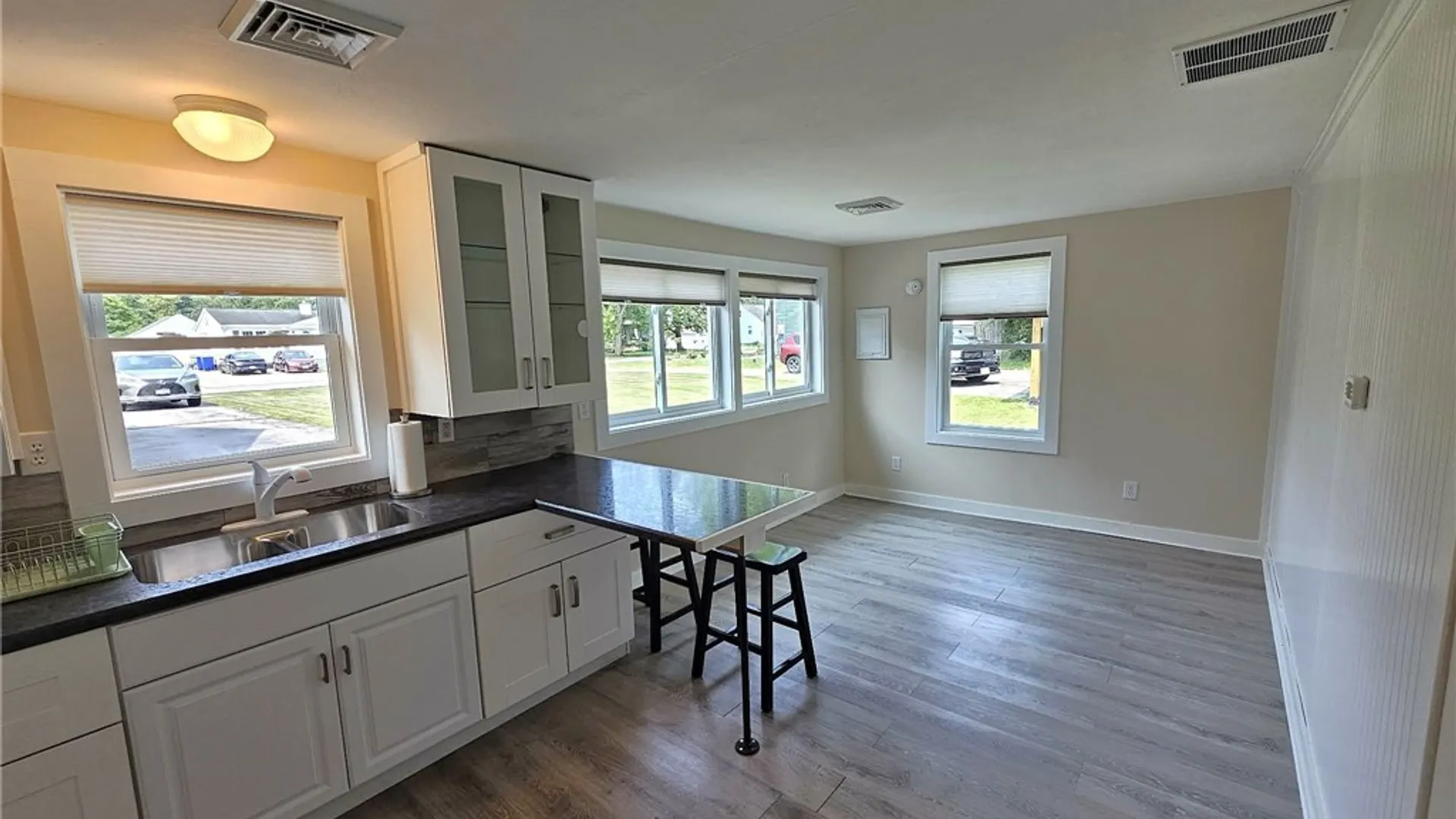 Property at 6183 Wright Place, Hamburg, NY 14075 10