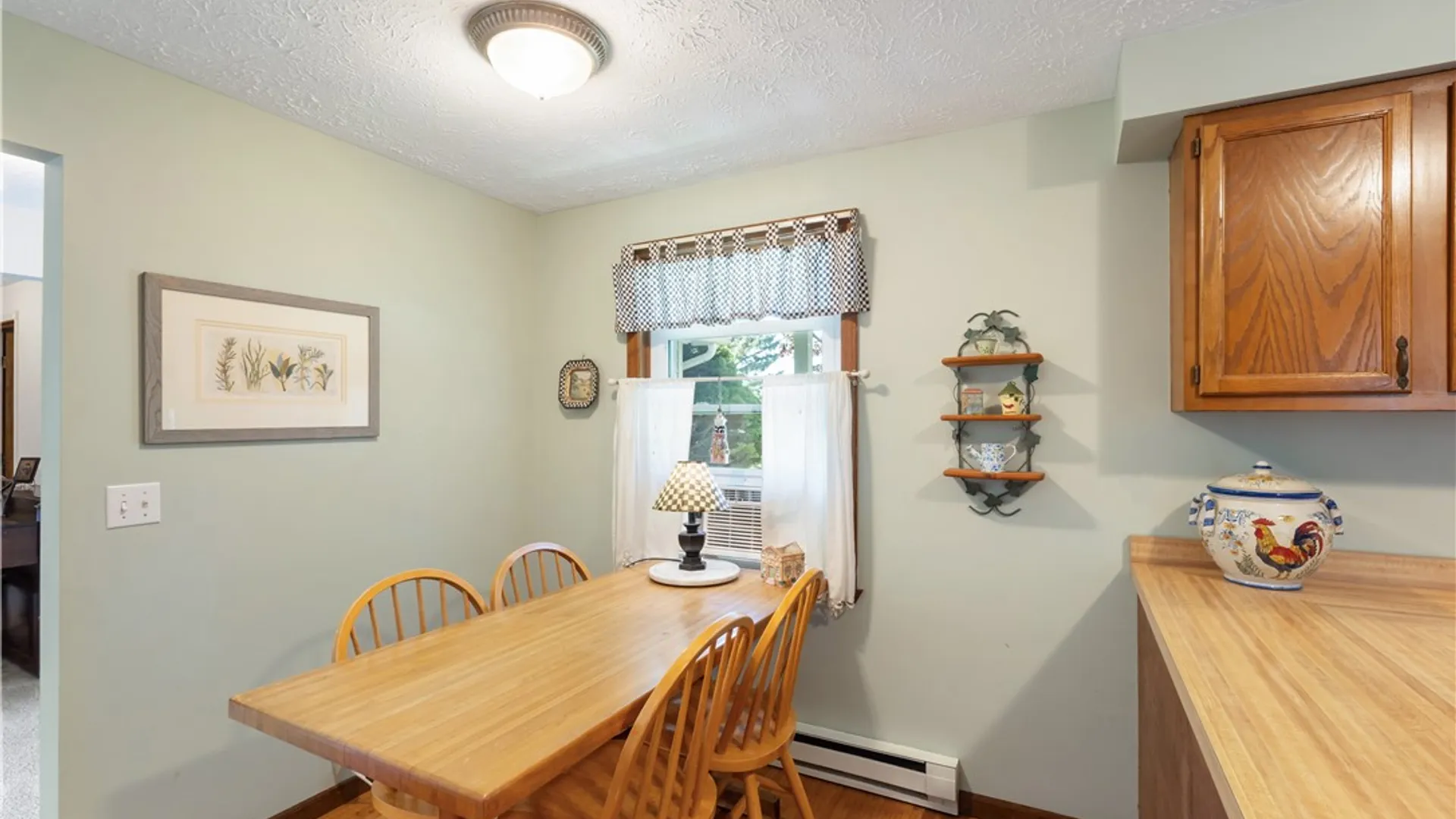 Property at 1261 Middle Road, Caledonia, NY 14423 5