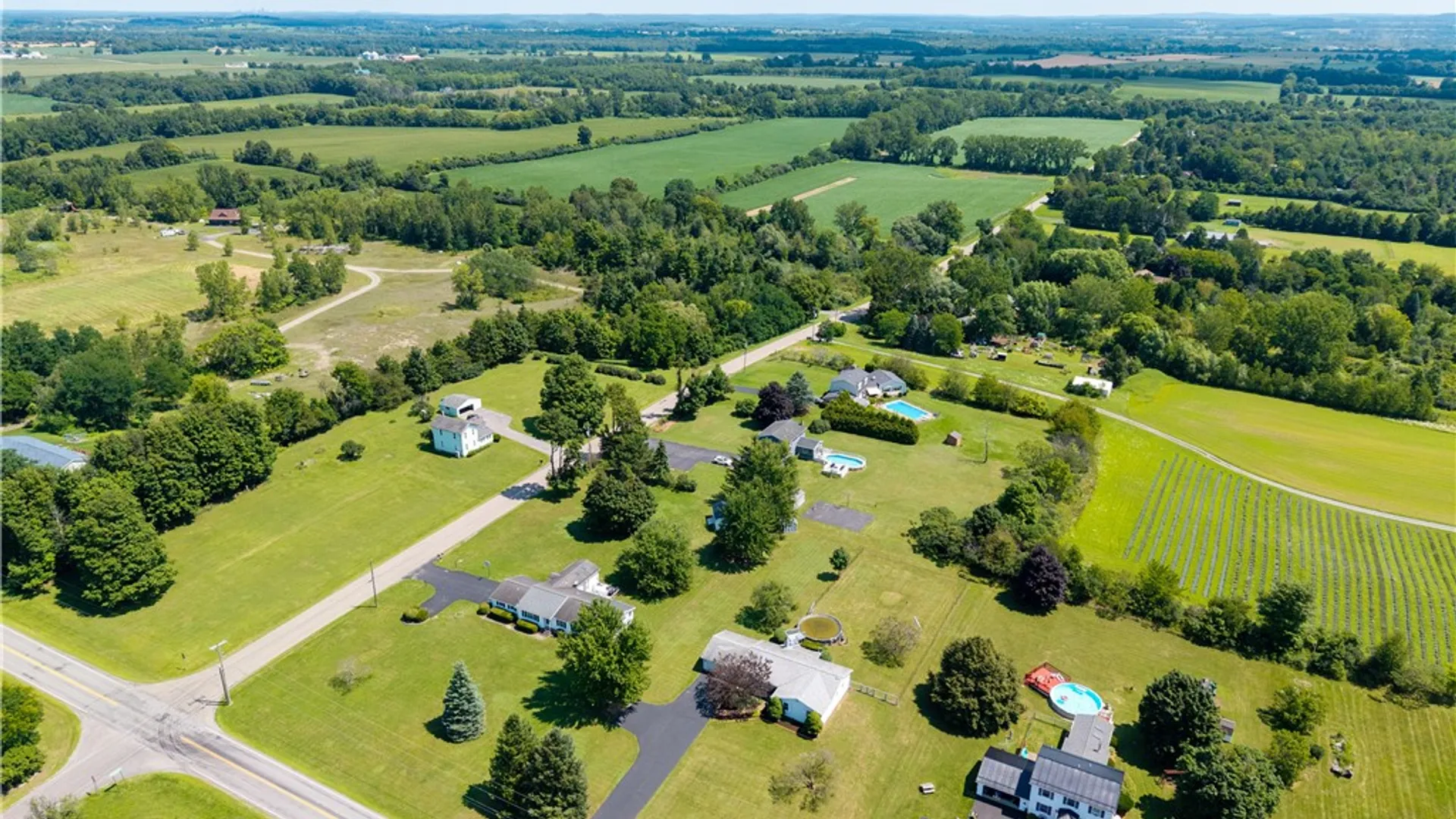 Property at 1261 Middle Road, Caledonia, NY 14423 37