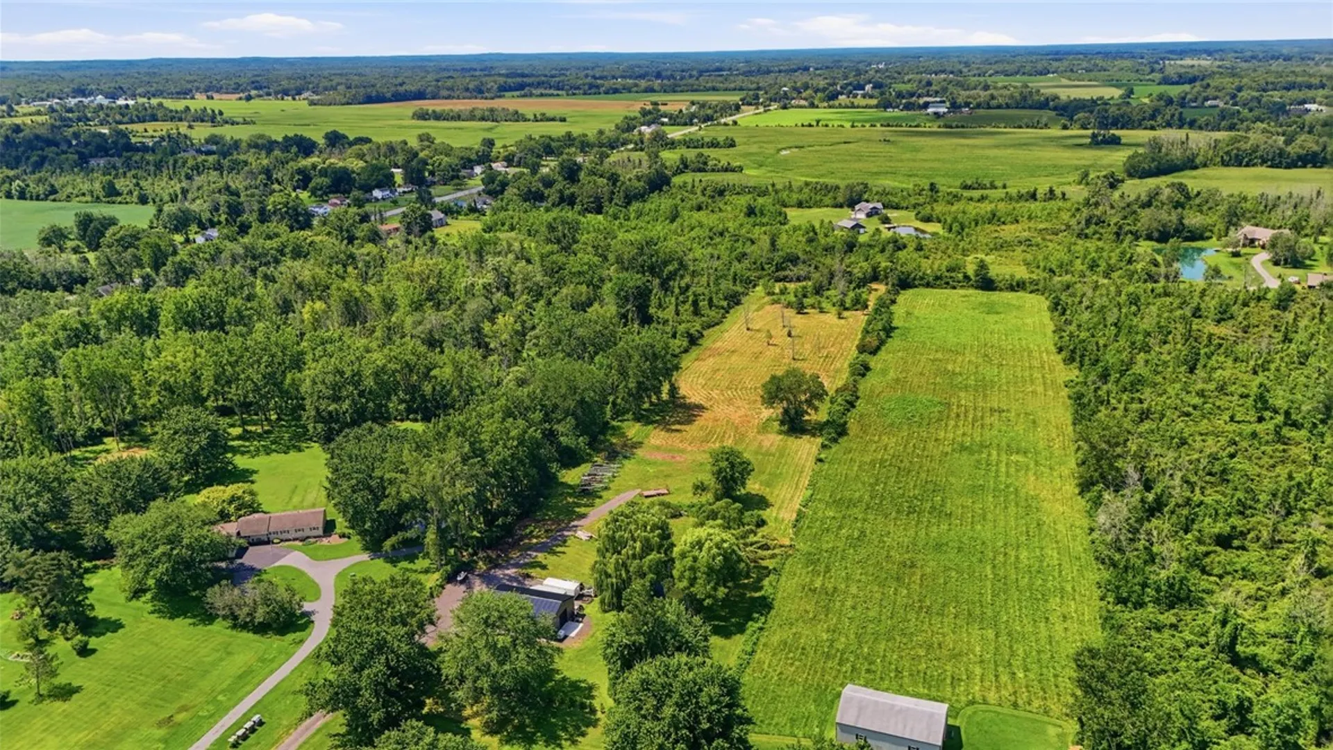 Property at 1097 & 1095 Manitou Rd, Parma, NY 14468 47