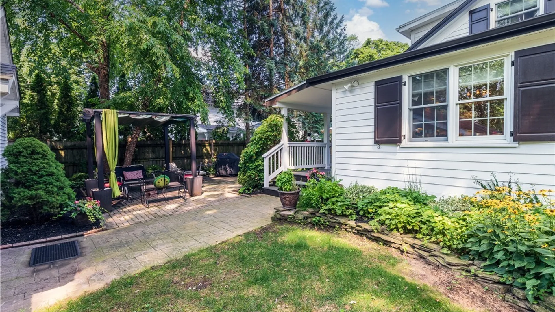 Property at 445 Plain Street, Lewiston, NY 14092 7
