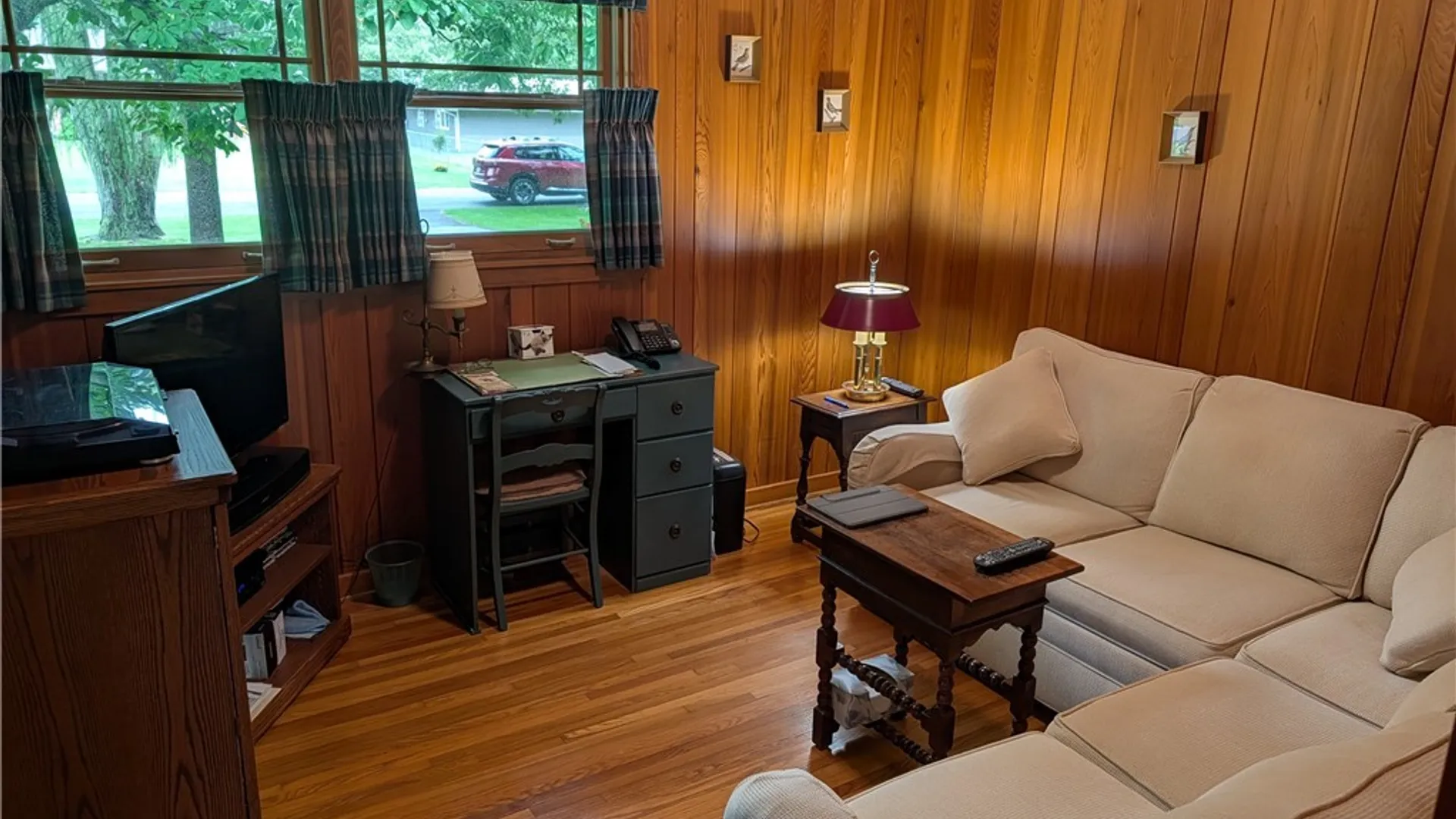Property at 8325 Vernon Circle, Clarence, NY 14221 12