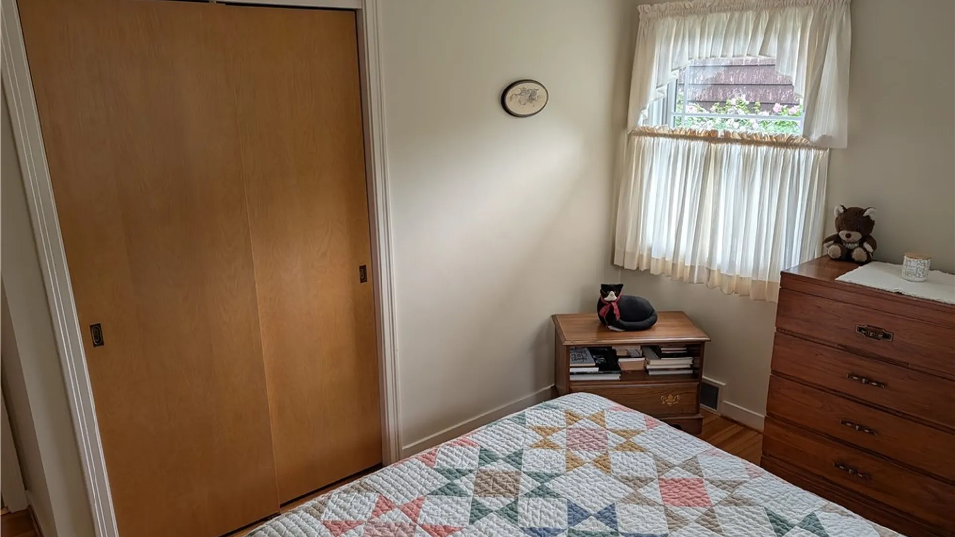 Property at 8325 Vernon Circle, Clarence, NY 14221 33
