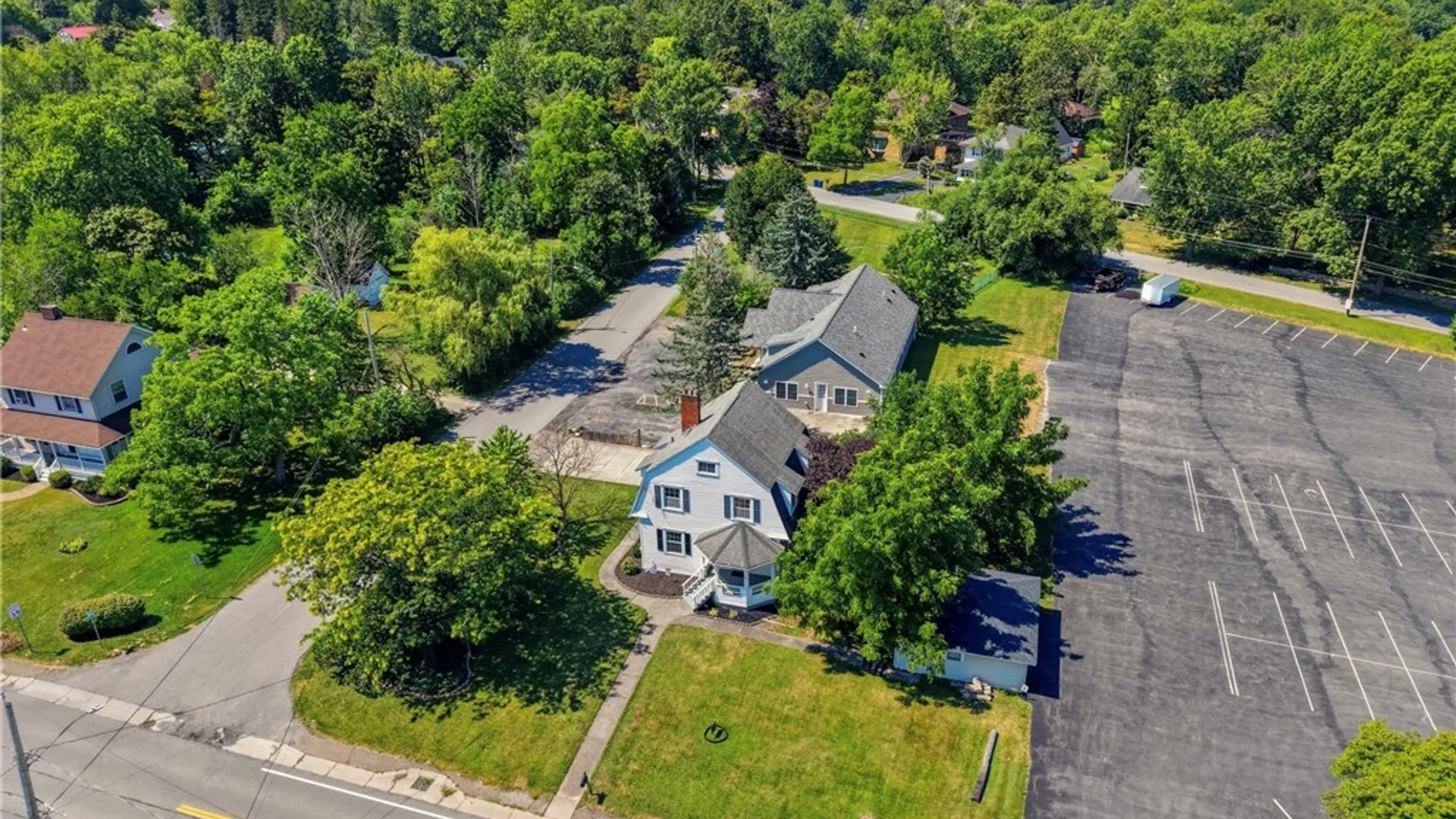 Property at 2545 Amsdell Road, Hamburg, NY 14075 43