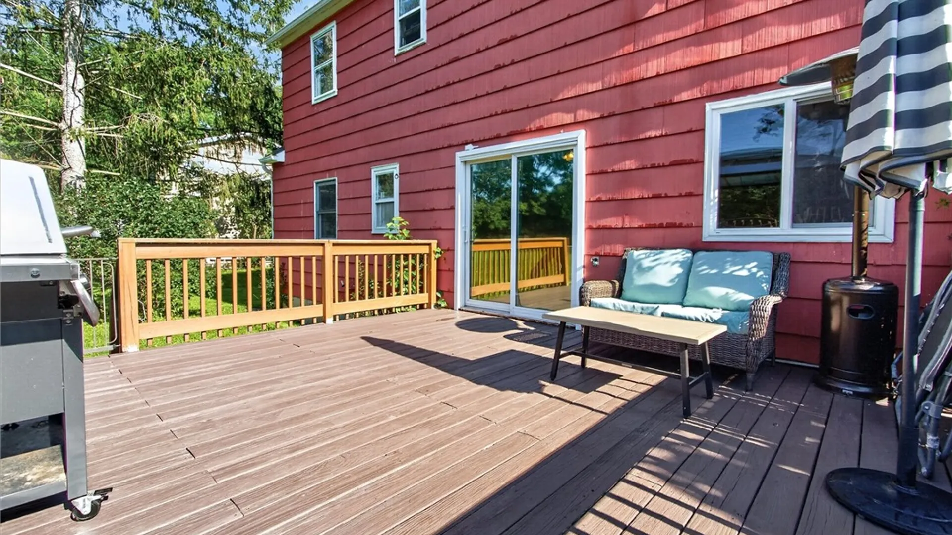Property at 17 Karenlee Drive, Henrietta, NY 14618 10