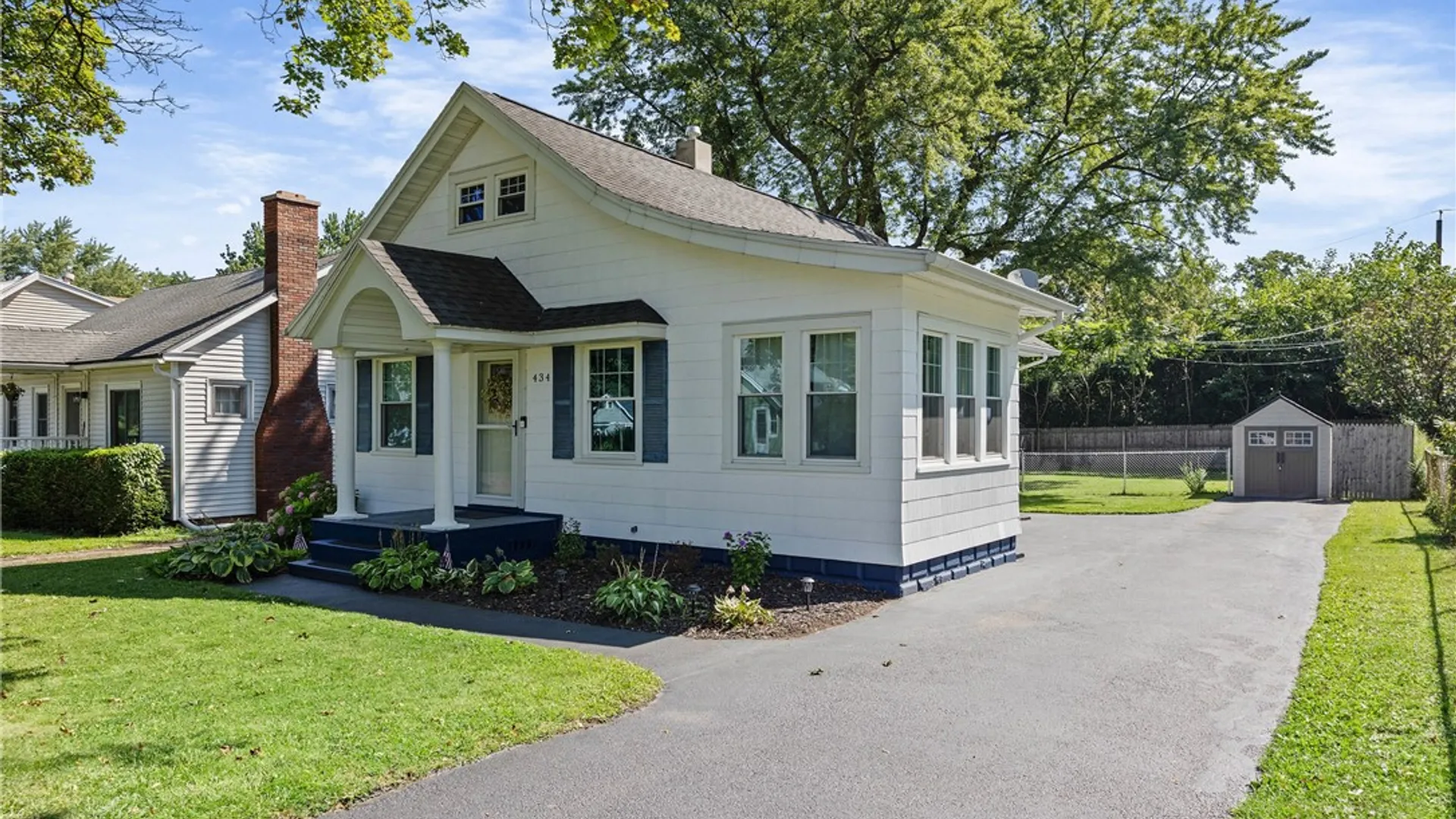 Property at 434 Crossfield Road, Irondequoit, NY 14609 4