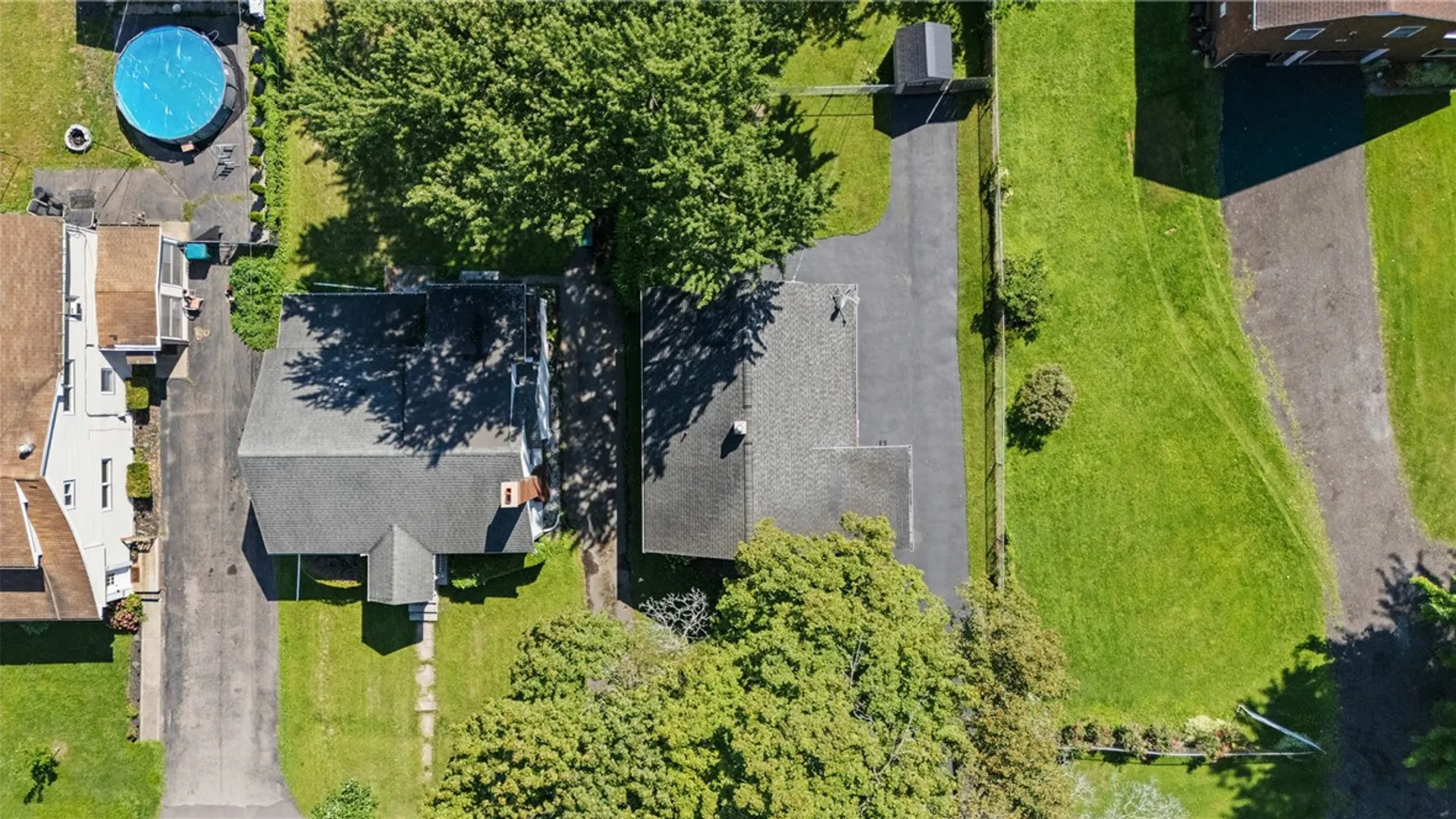 Property at 434 Crossfield Road, Irondequoit, NY 14609 41