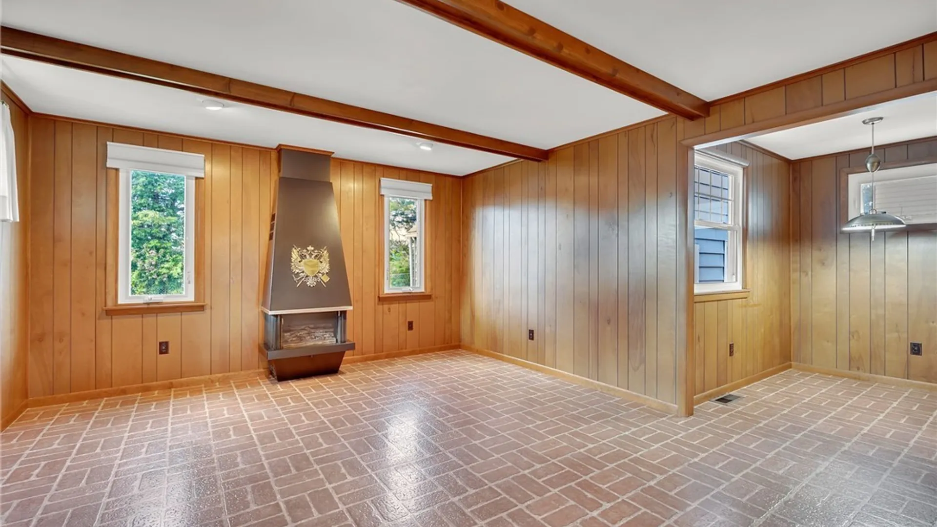 Property at 660 Moore Avenue, Tonawanda, NY 14223 11