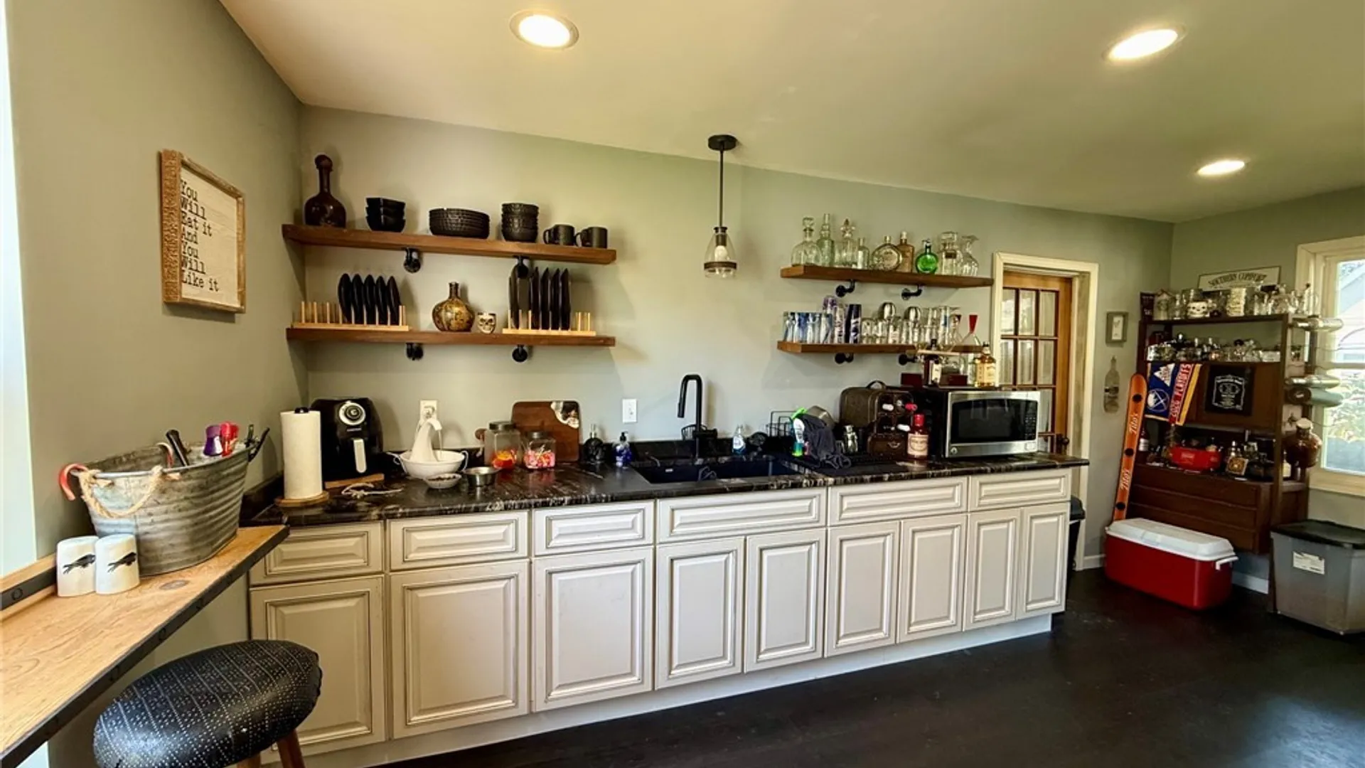 Property at 272 Vandervoort Street, North Tonawanda, NY 14120 14