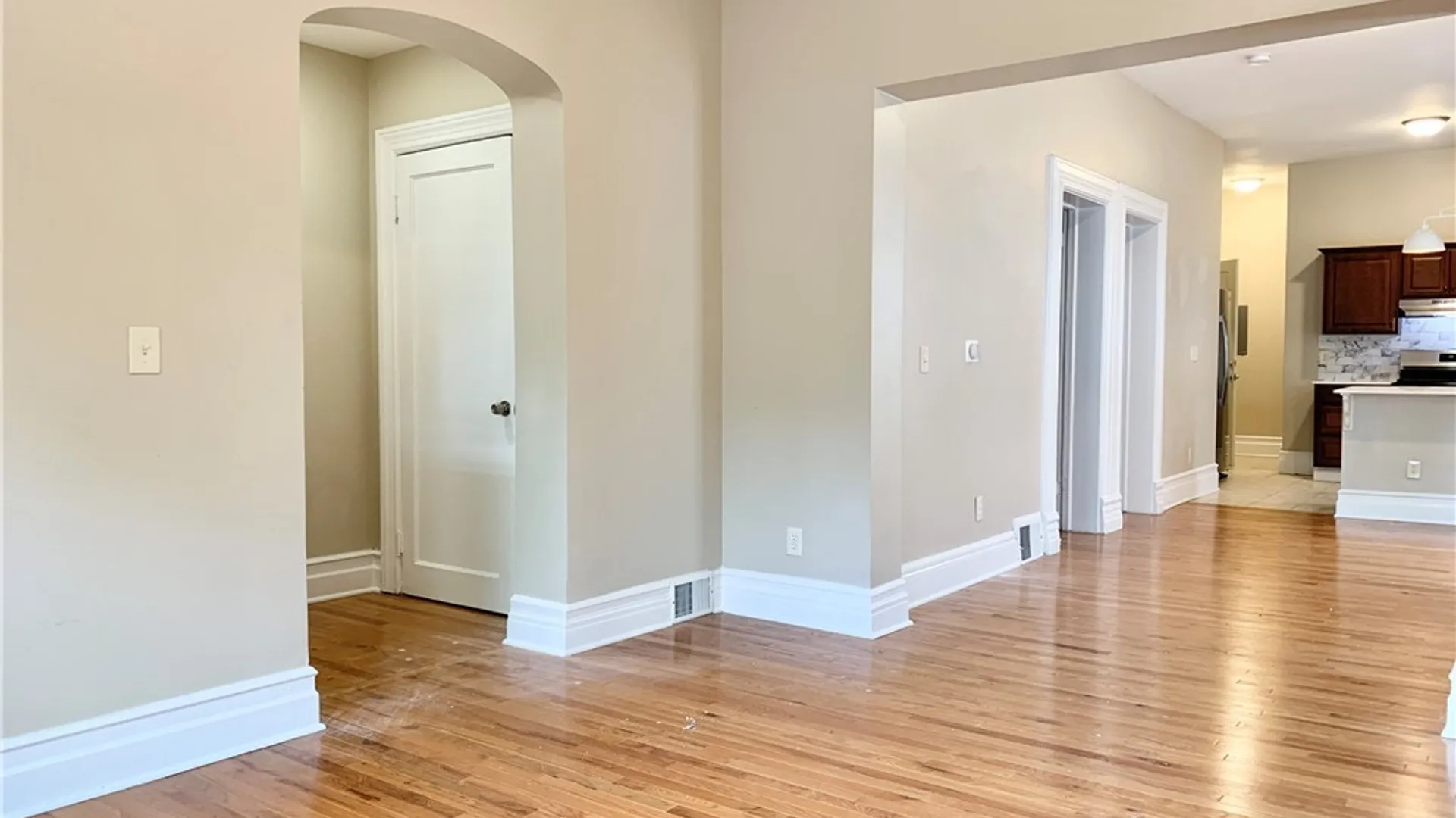 Property at 514 Massachusetts Avenue, Buffalo, NY 14213 3