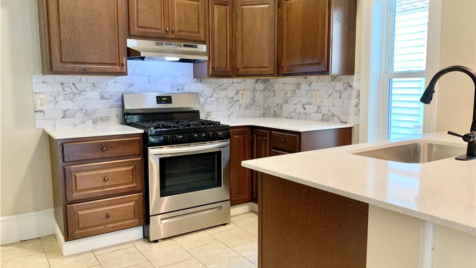 Property at 514 Massachusetts Avenue, Buffalo, NY 14213 9