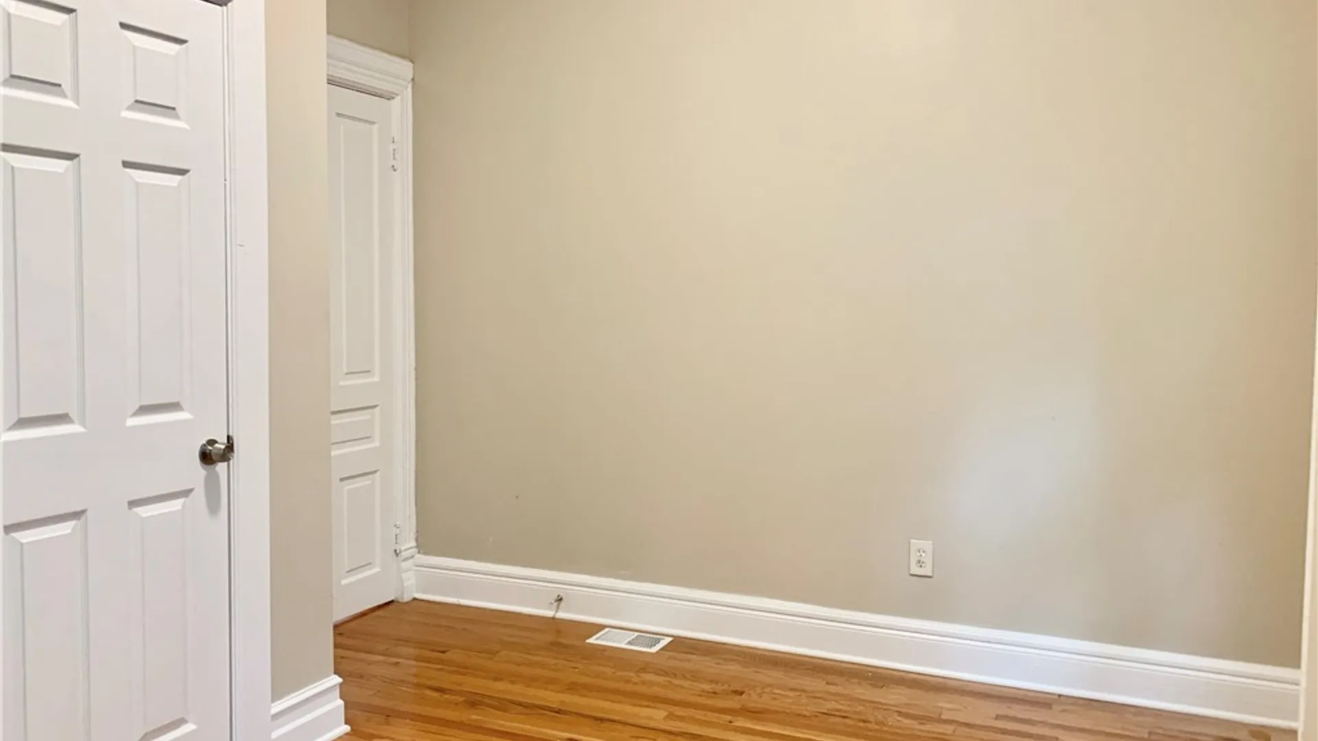 Property at 514 Massachusetts Avenue, Buffalo, NY 14213 11