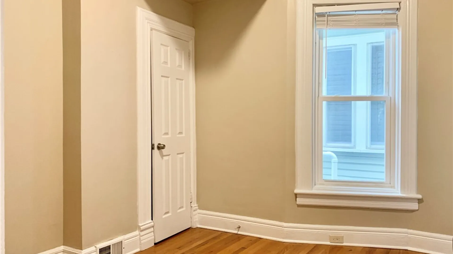 Property at 514 Massachusetts Avenue, Buffalo, NY 14213 15