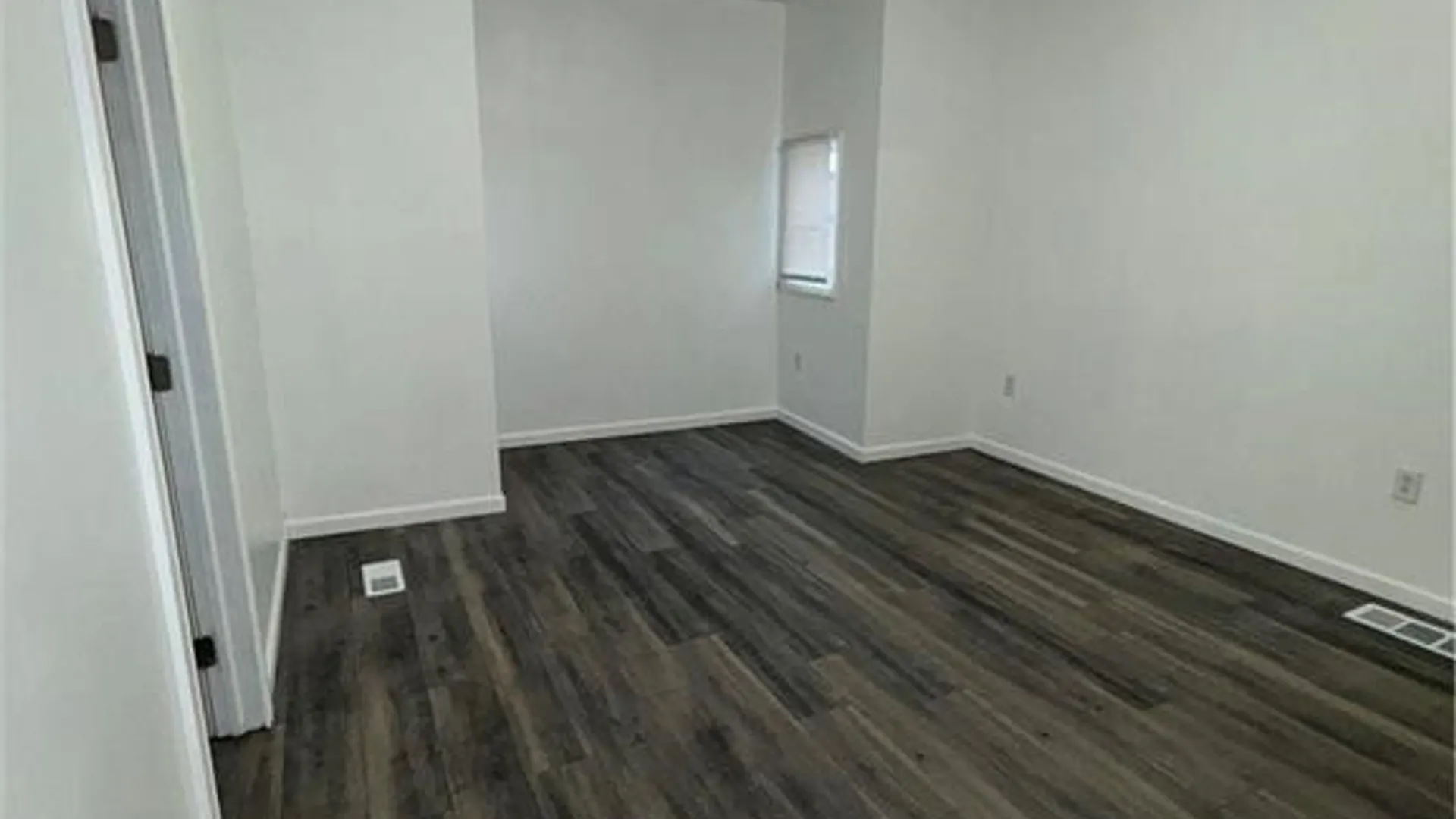 Property at 1312 Ontario Avenue, Niagara Falls, NY 14305 9