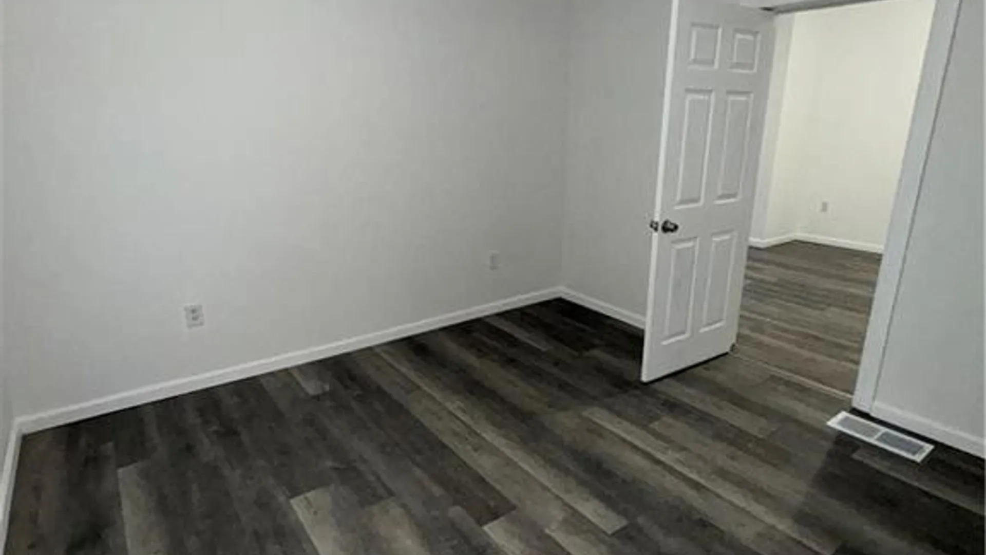 Property at 1312 Ontario Avenue, Niagara Falls, NY 14305 13