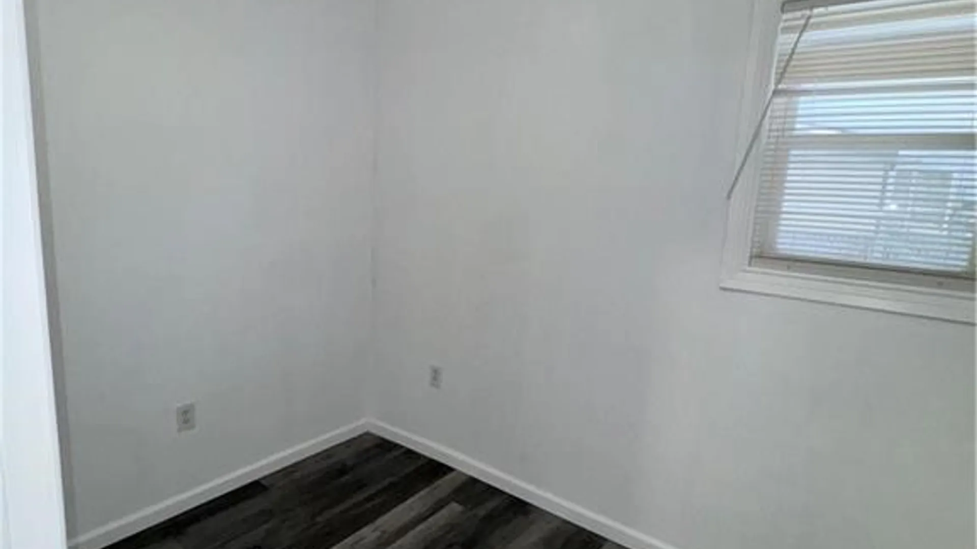 Property at 1312 Ontario Avenue, Niagara Falls, NY 14305 10